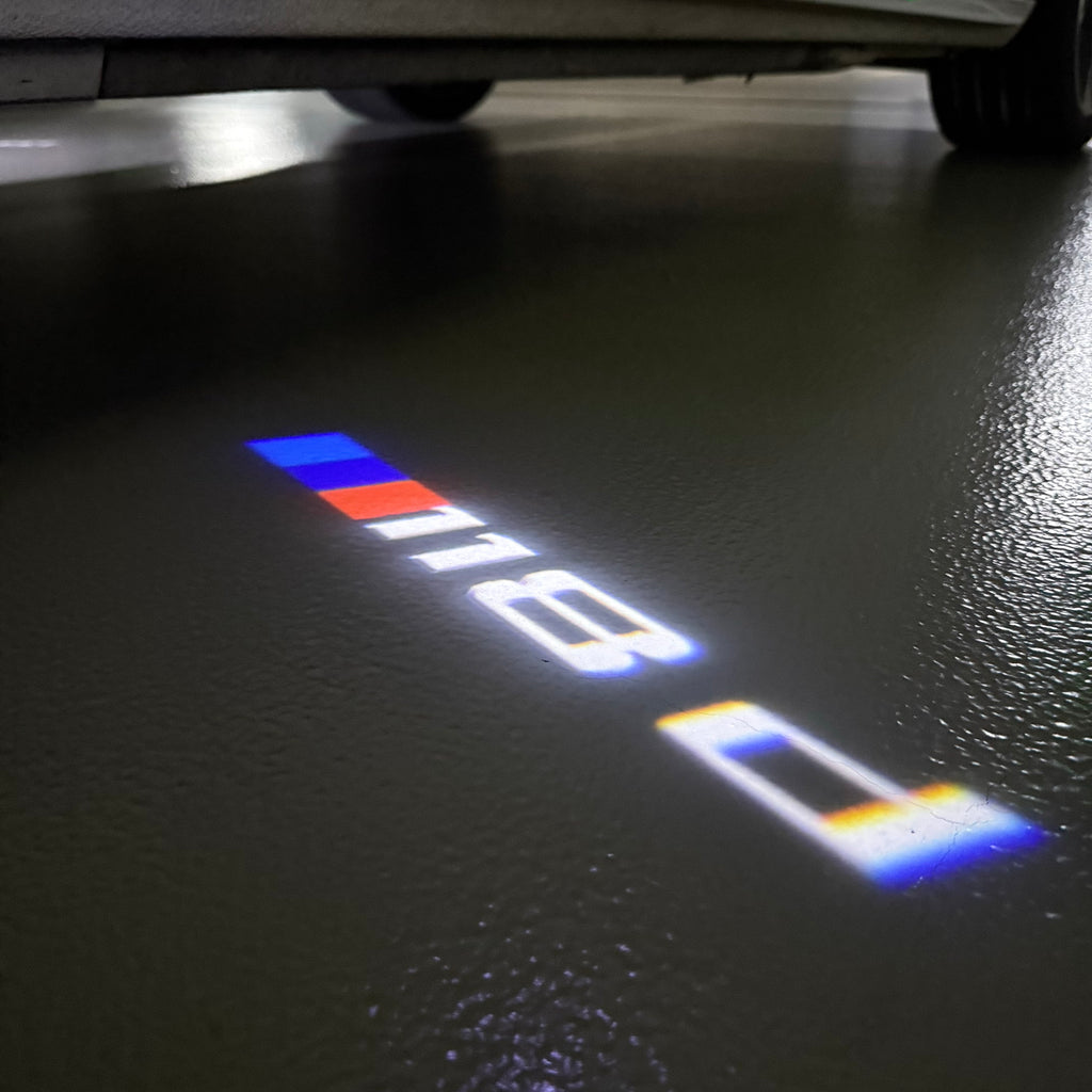 ÉCLAIRAGE DE PROJECTEUR BMW M3 LOGO Nr.24 (quantité 1 = 1 jeux / 2 feux de porte)