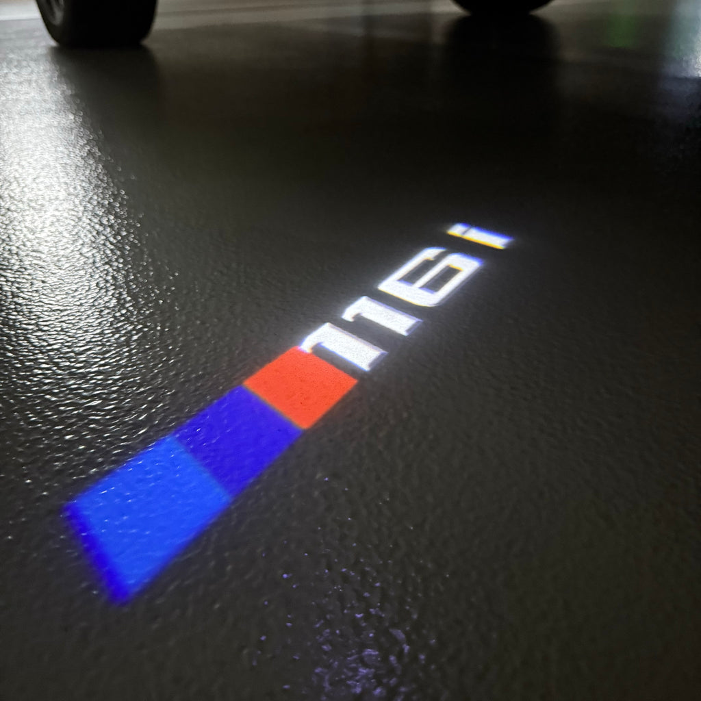 ÉCLAIRAGE DE PROJECTEUR BMW M3 LOGO Nr.24 (quantité 1 = 1 jeux / 2 feux de porte)