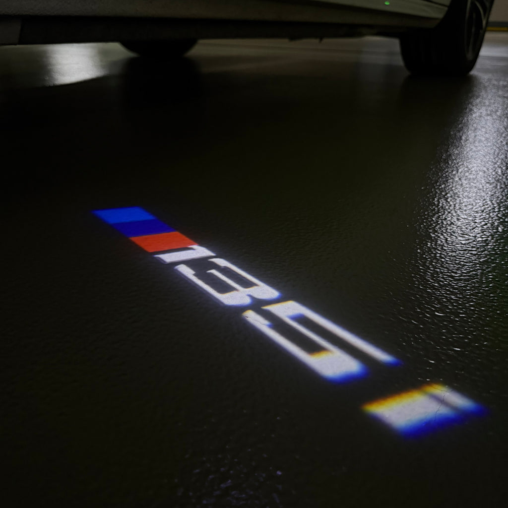 BMW M3 LOGO PROJECTOT LIGHTS Nr.24 (Menge 1 = 1 Sets/2 Türleuchten)