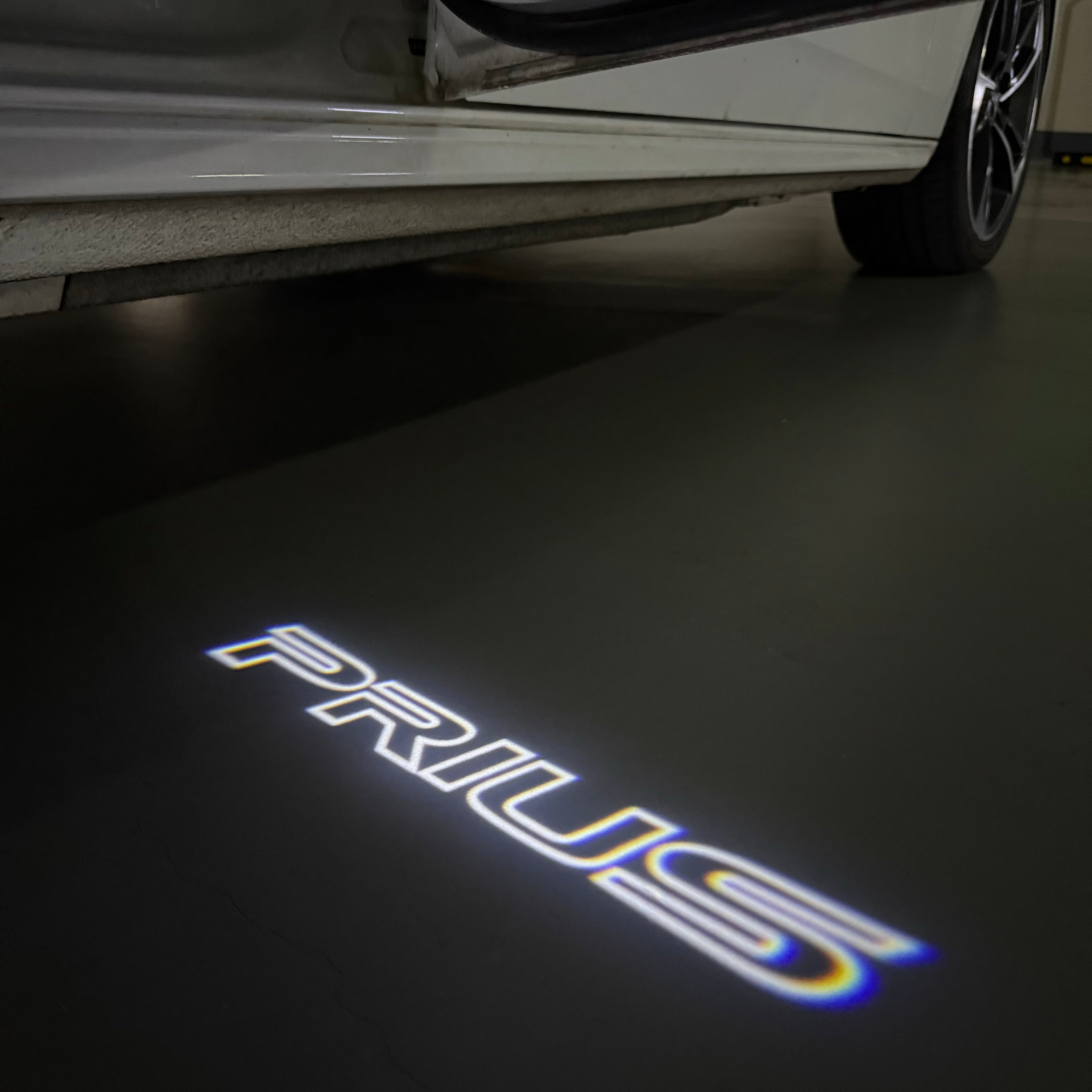 TOYOTA  PRIUS  LOGO PROJECROTR LIGHTS  (quantity 1 = 1 sets/2 door lights) Nr.0G23