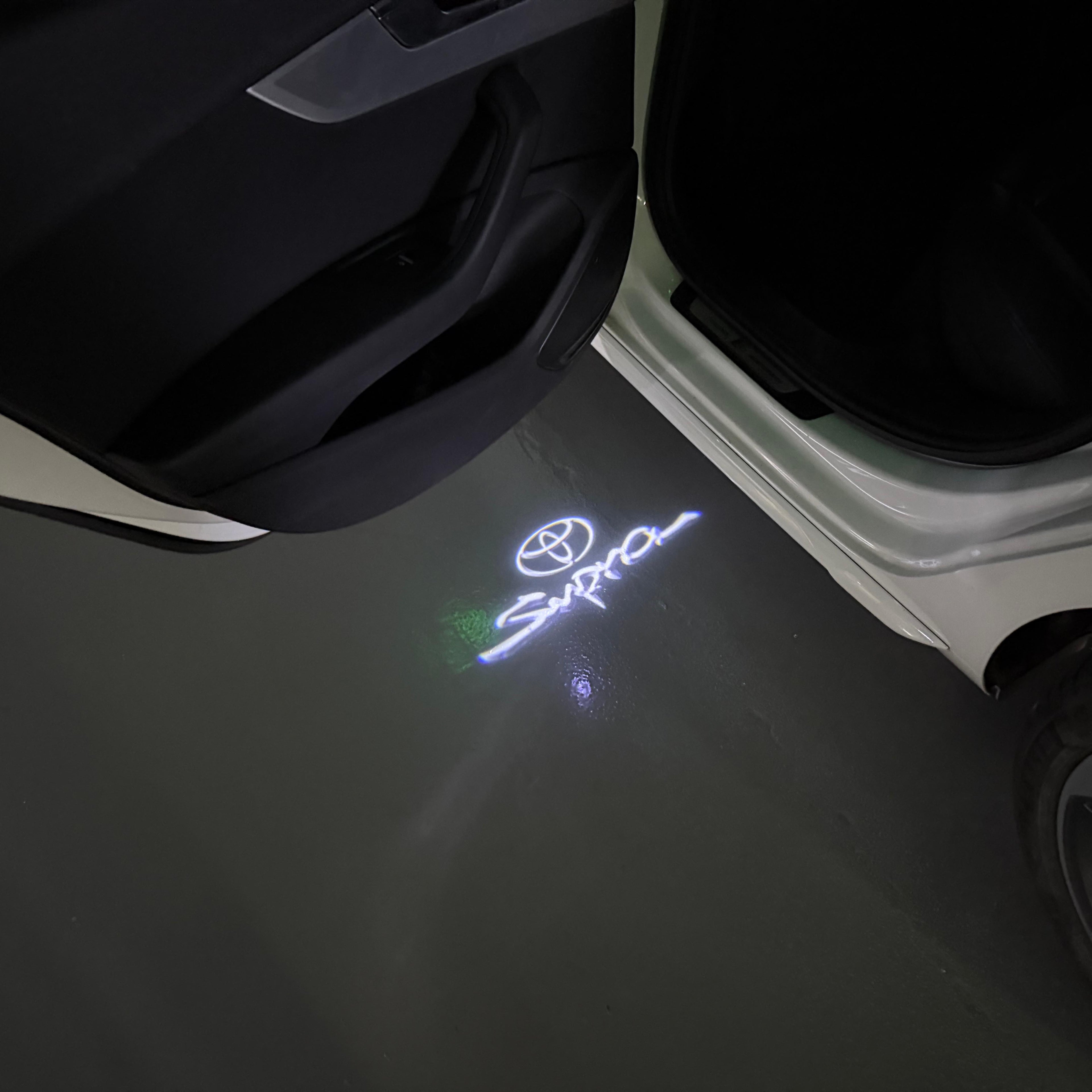Toyota LOGO PROJECROTR LIGHTS Nr.02 (quantità 1 = 1 set / 2 luci porta)