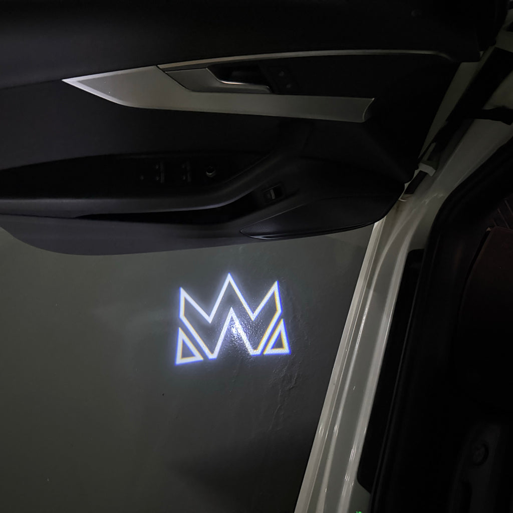TOYOTA  CROWN  LOGO PROJECROTR LIGHTS  (quantity 1 = 1 sets/2 door lights) Nr.0GP28