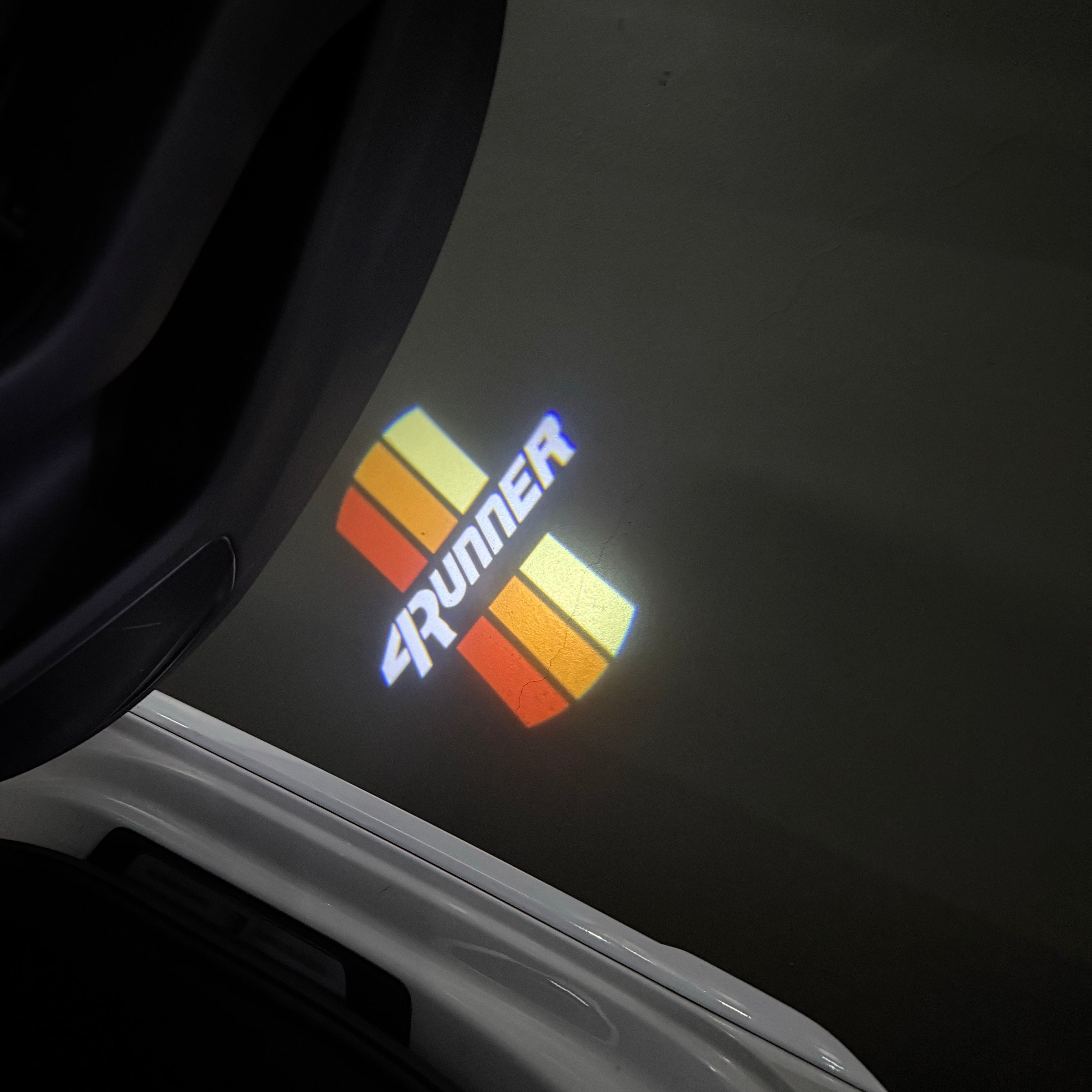 Toyota LOGO PROJECTOR LIGHTS Nr.02 (Anzahl 1 = 1 Sätze / 2 Türlichter)