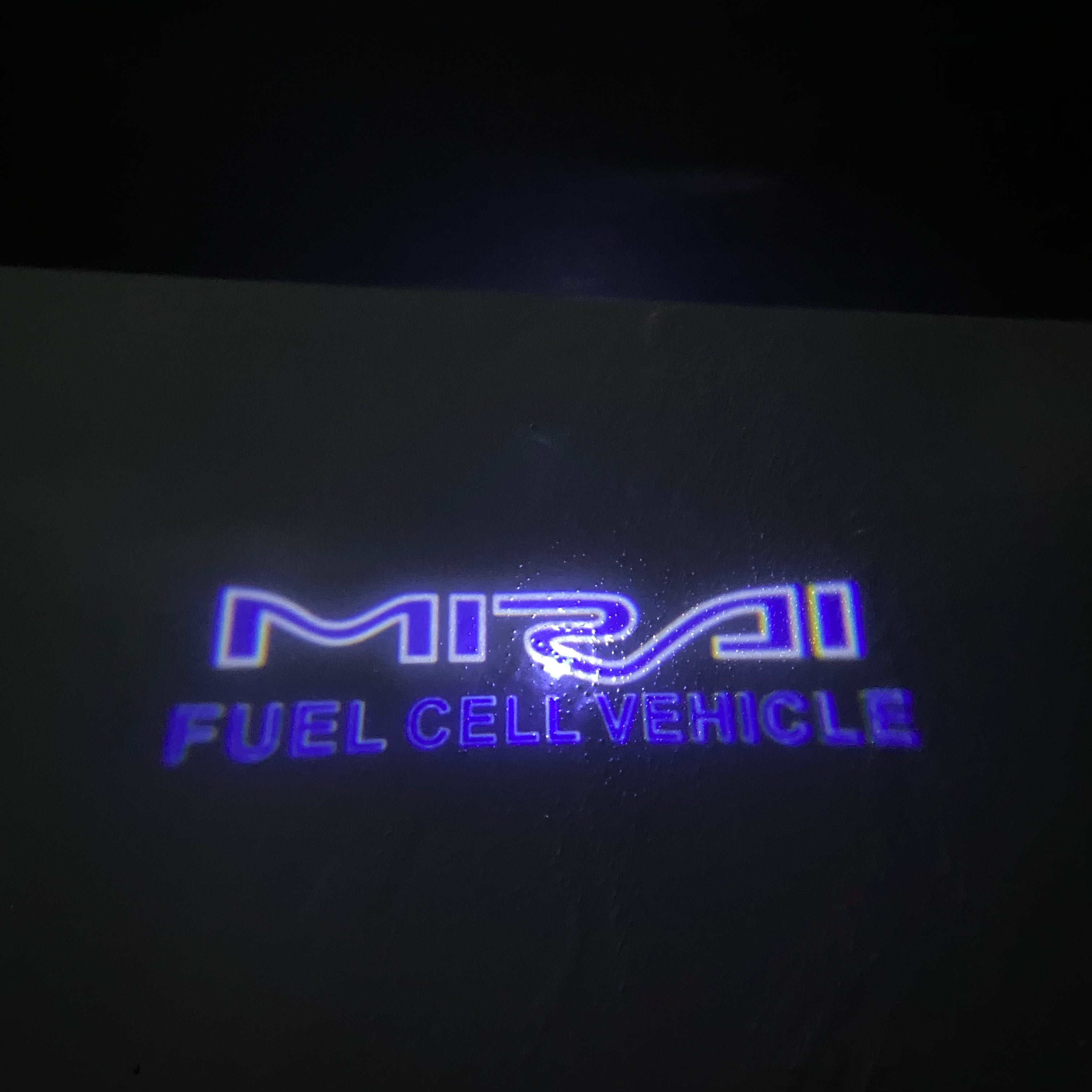 TOYOTA  MIRAI LOGO PROJECROTR LIGHTS  (quantity 1 = 1 sets/2 door lights) Nr.0G11