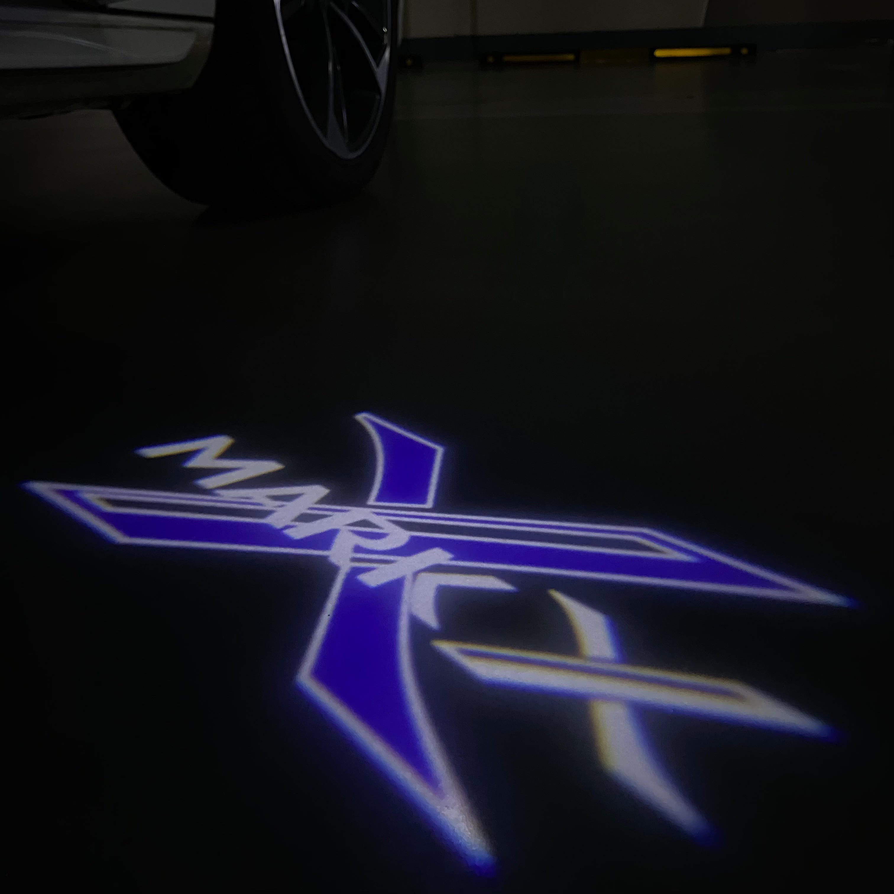 Toyota LOGO PROJECROTR LIGHTS Nr.02 (quantité 1 = 1 ensembles / 2 feux de porte)
