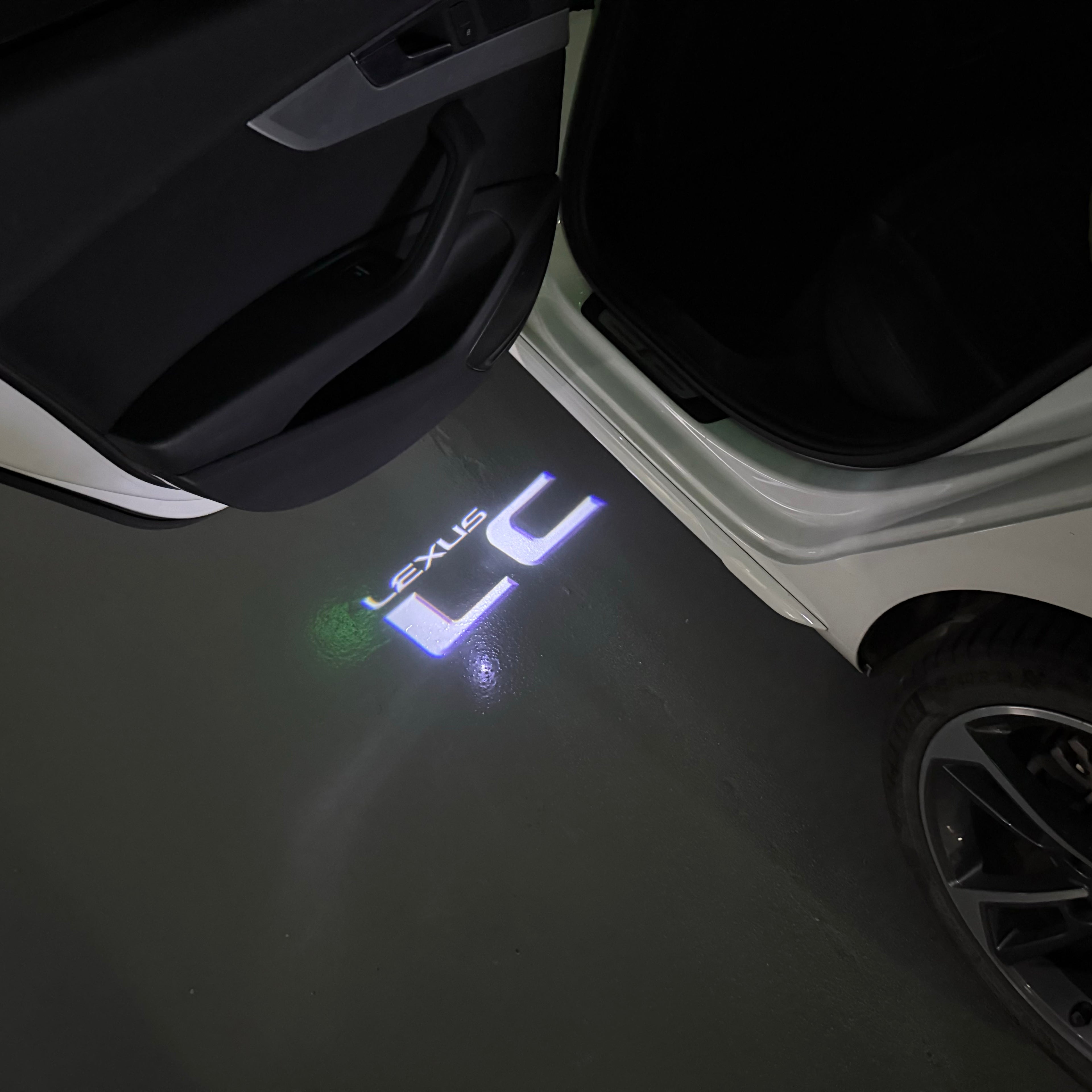LEXUS LOGO PROJECROTR LIGHTS Nr.01 (quantità 1 = 1 set / 2 luci porta)
