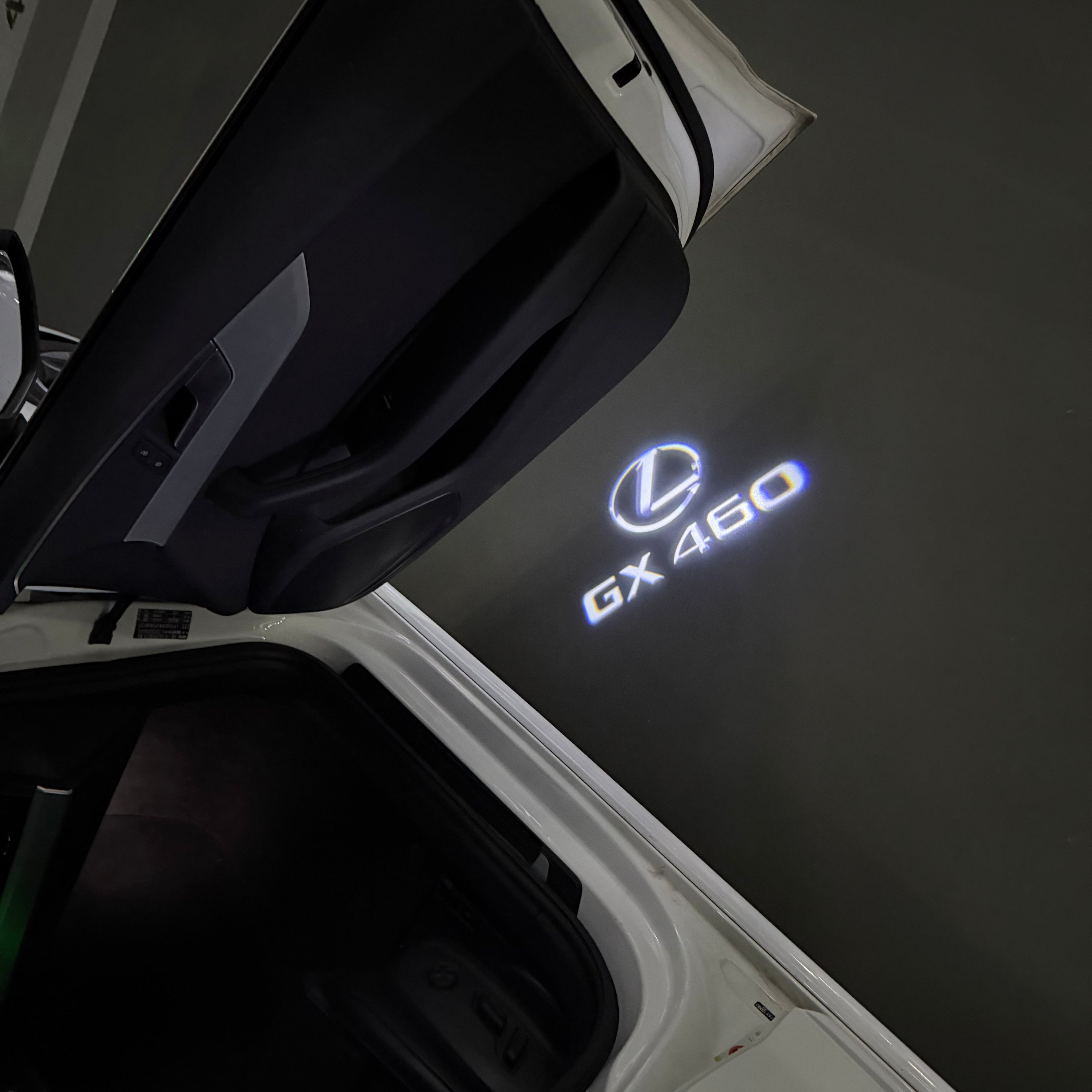 LEXUS LOGO PROJECROTR LIGHTS Nr.01 (Menge 1 = 1 Sets/2 Türleuchten)