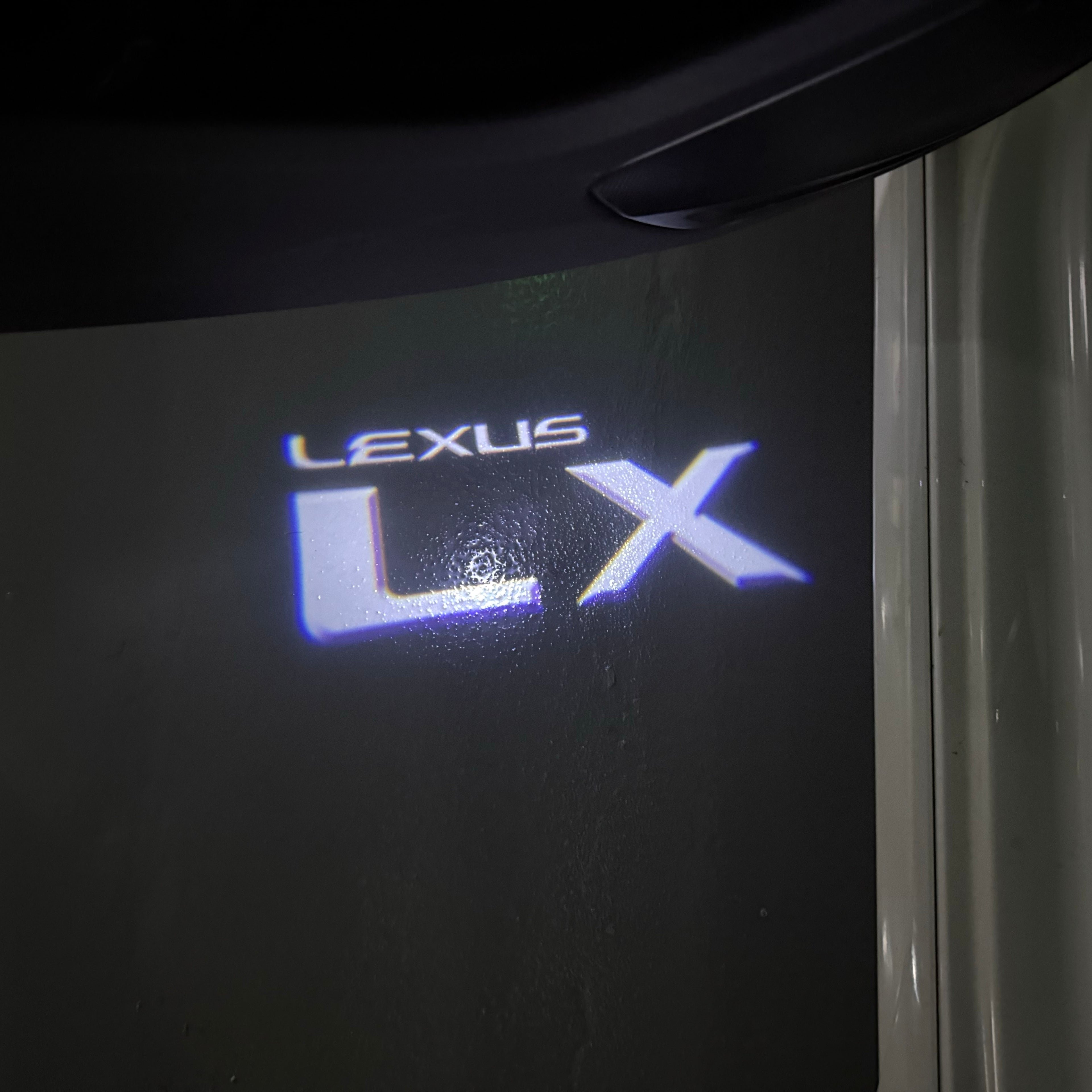 LEXUS  LX  LOGO PROJECROTR LIGHTS (quantity 1 = 1 sets/2 door lights)Nr.01a30