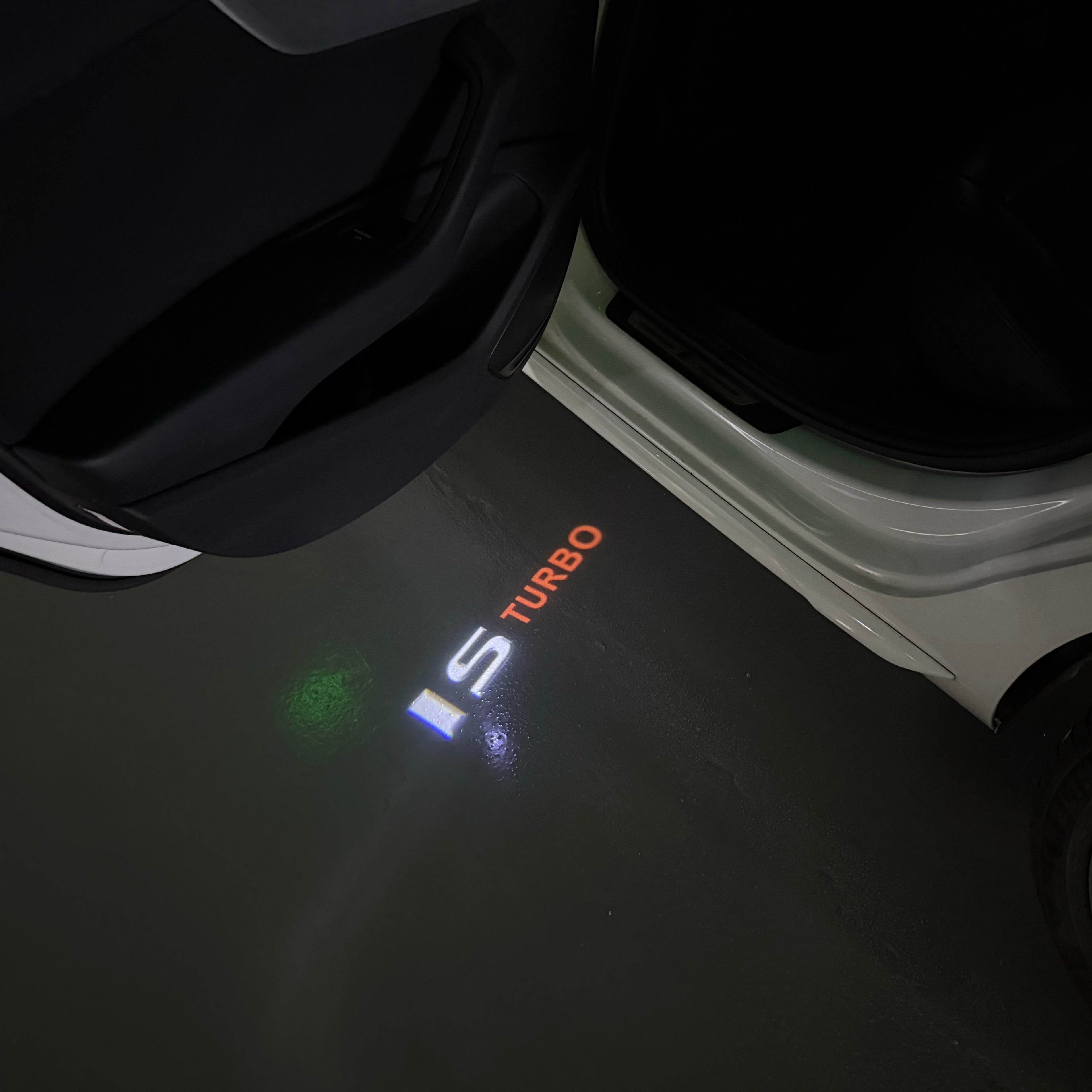 LEXUS LOGO PROJECROTR LIGHTS Nr.01 (Menge 1 = 1 Sets/2 Türleuchten)