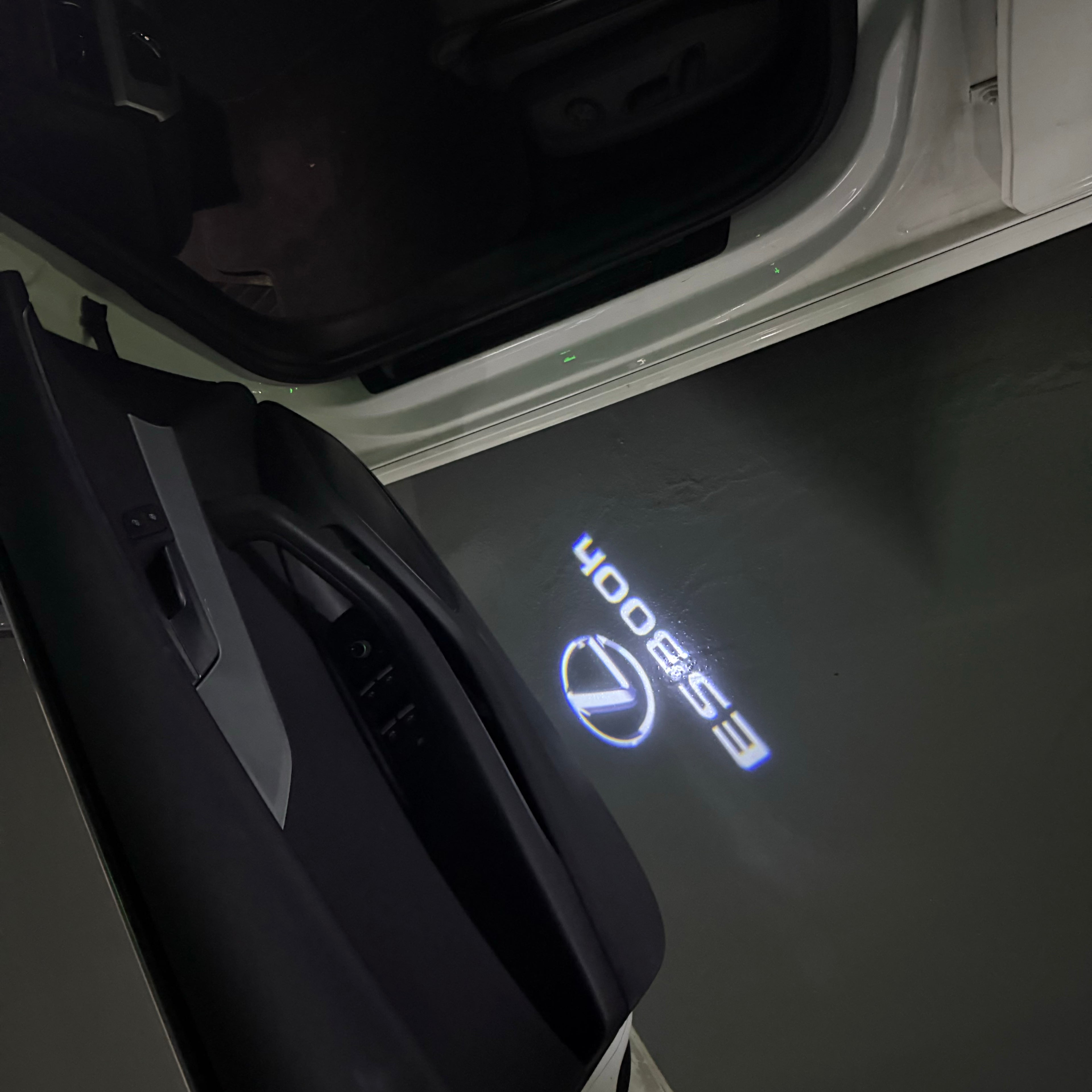 LEXUS  ES 300h LOGO PROJECROTR LIGHTS (quantity 1 = 1 sets/2 door lights)Nr.01a81