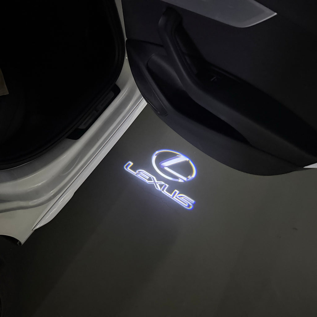LEXUS LOGO PROJECTOR LIGHTS Nr.01 (الكمية 1 = 1 مجموعة / 2 أضواء باب)
