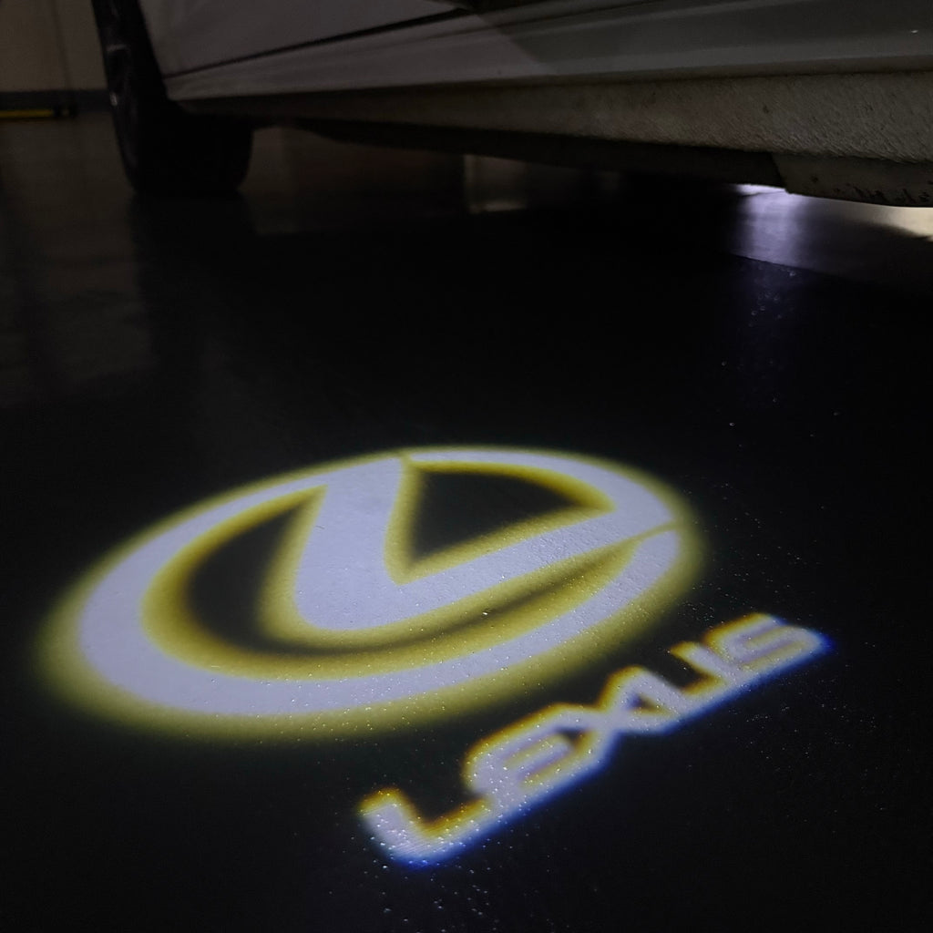 LEXUS LOGO PROJECTOR LIGHTS Nr.01 (الكمية 1 = 1 مجموعة / 2 أضواء باب)