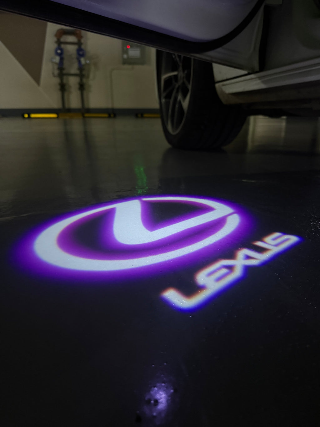 LEXUS LOGO PROJECROTR LIGHTS Nr.01 (Menge 1 = 1 Sets/2 Türleuchten)