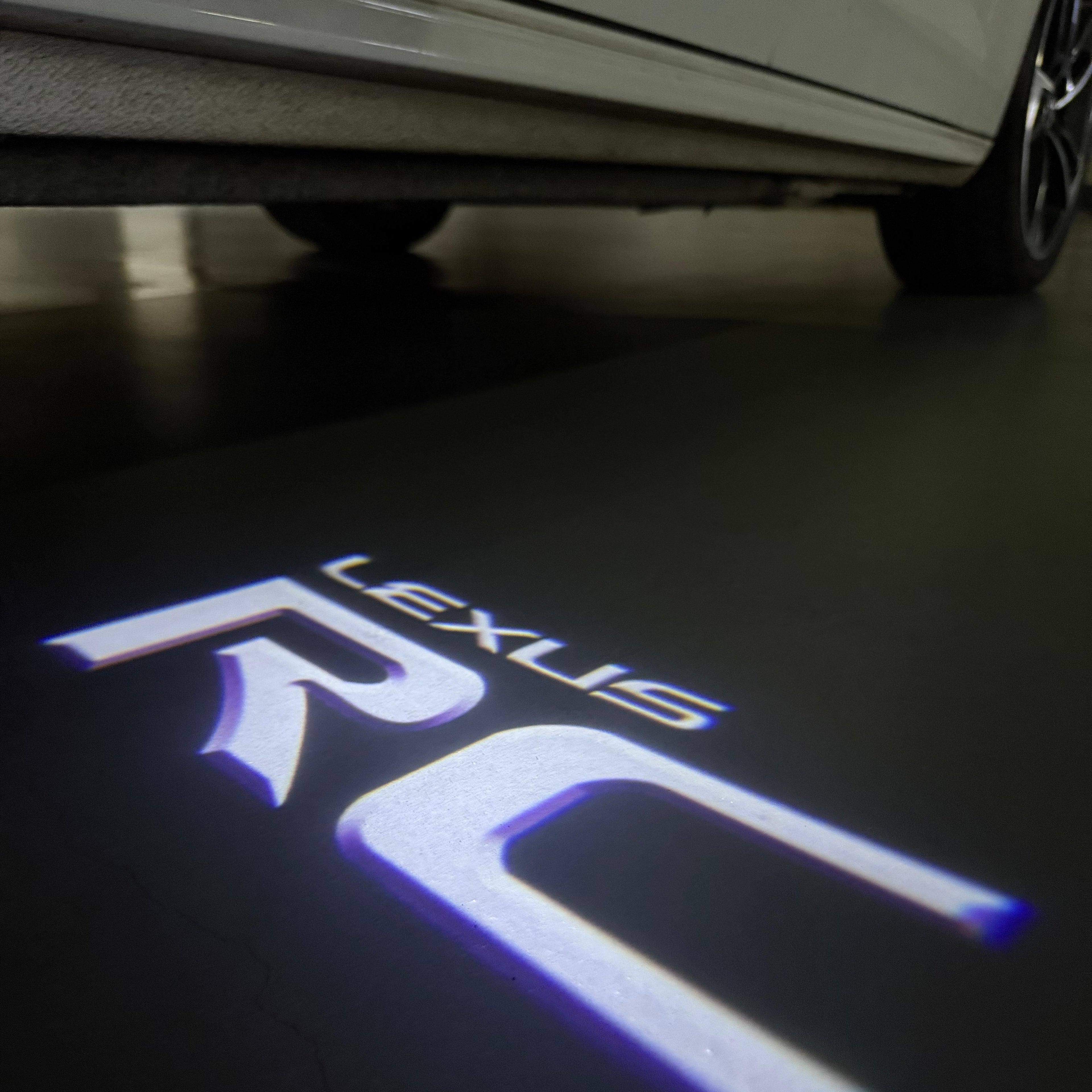 LEXUS  RC LOGO PROJECROTR LIGHTS (quantity 1 = 1 sets/2 door lights)Nr.01a17