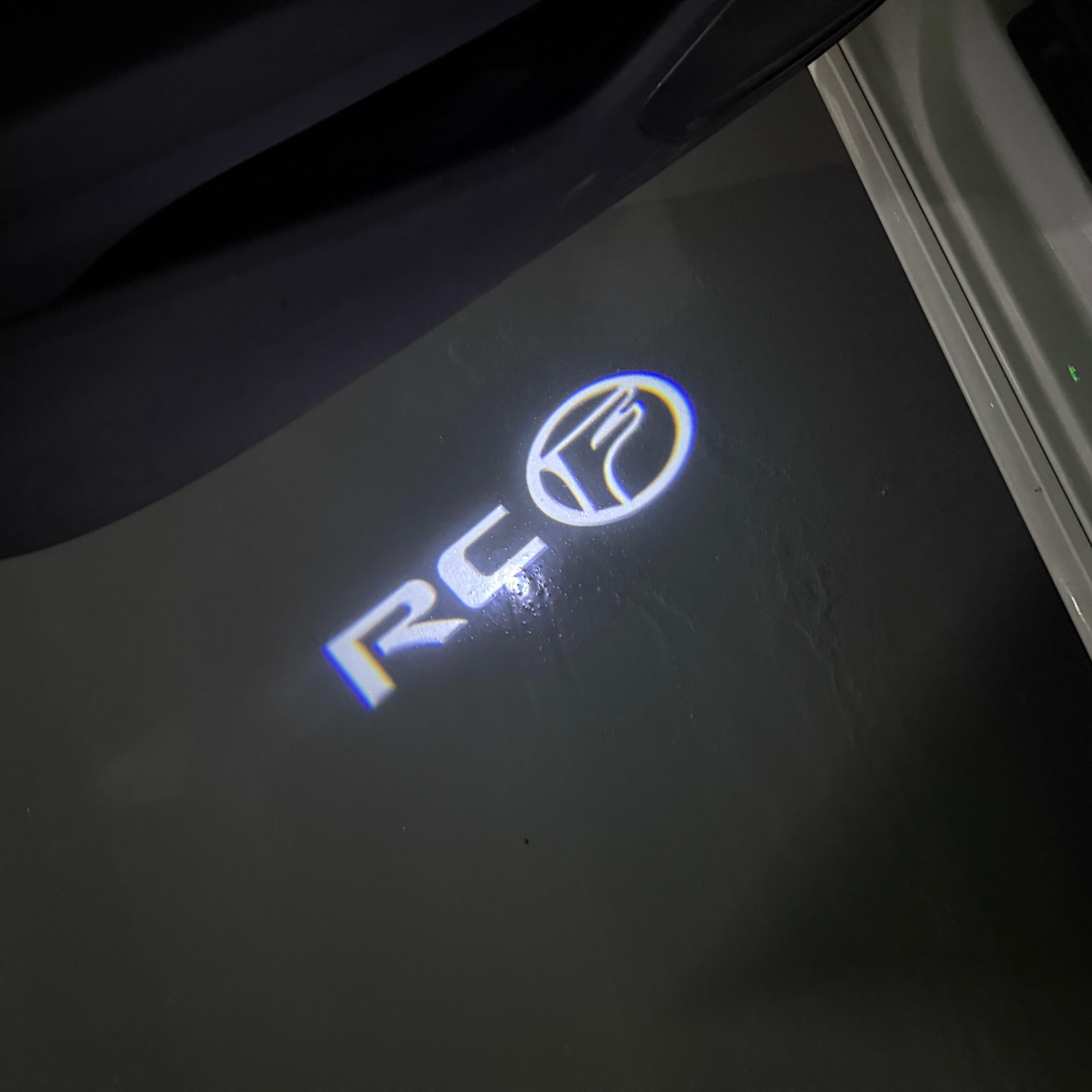 LEXUS  RCF LOGO PROJECROTR LIGHTS (quantity 1 = 1 sets/2 door lights)Nr.01a21