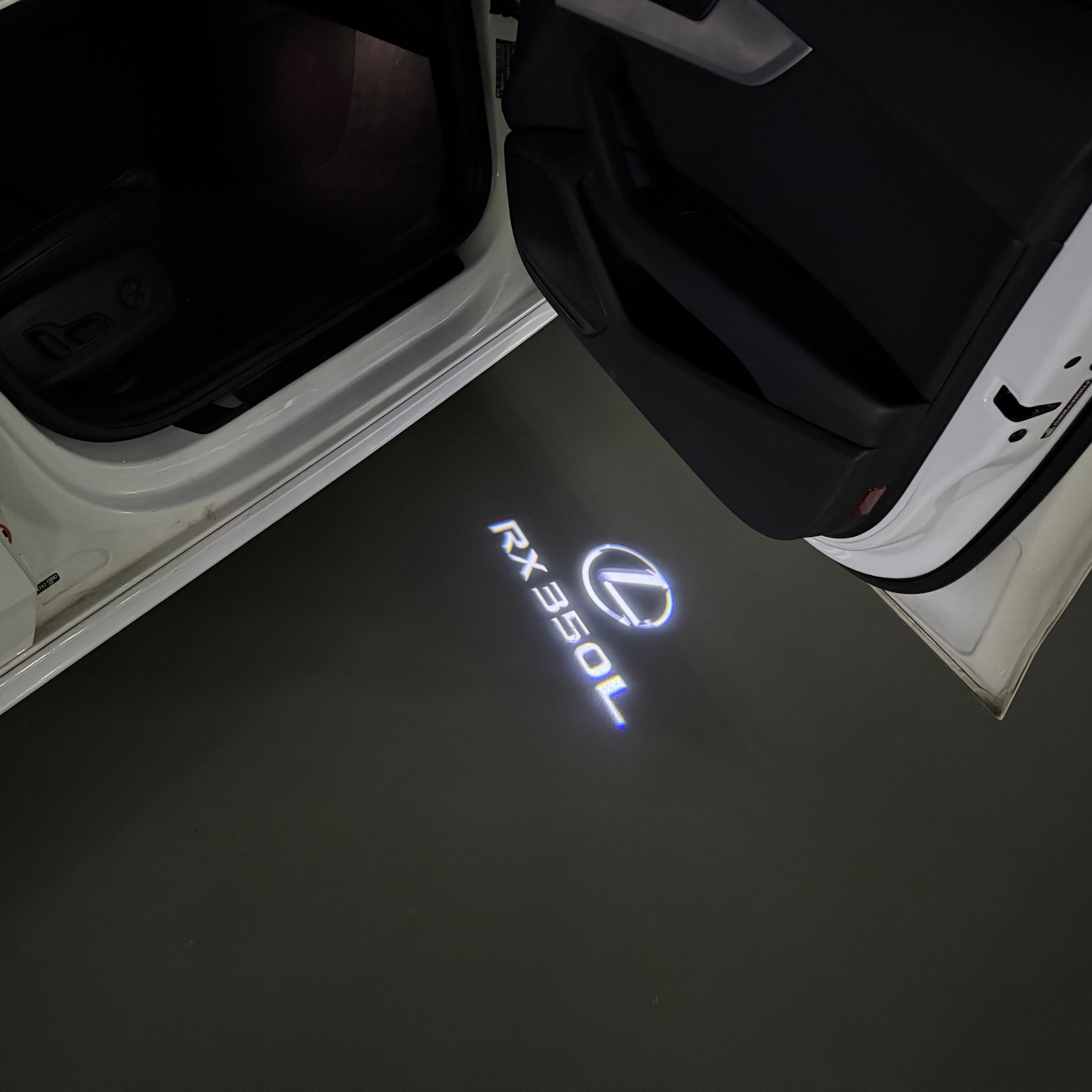 LEXUS  RX 350L LOGO PROJECROTR LIGHTS (quantity 1 = 1 sets/2 door lights)Nr.01a10