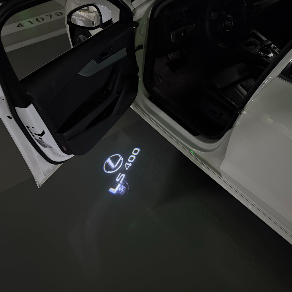 LEXUS LOGO PROJECTOR LIGHTS Nr.01 (الكمية 1 = 1 مجموعة / 2 أضواء باب)