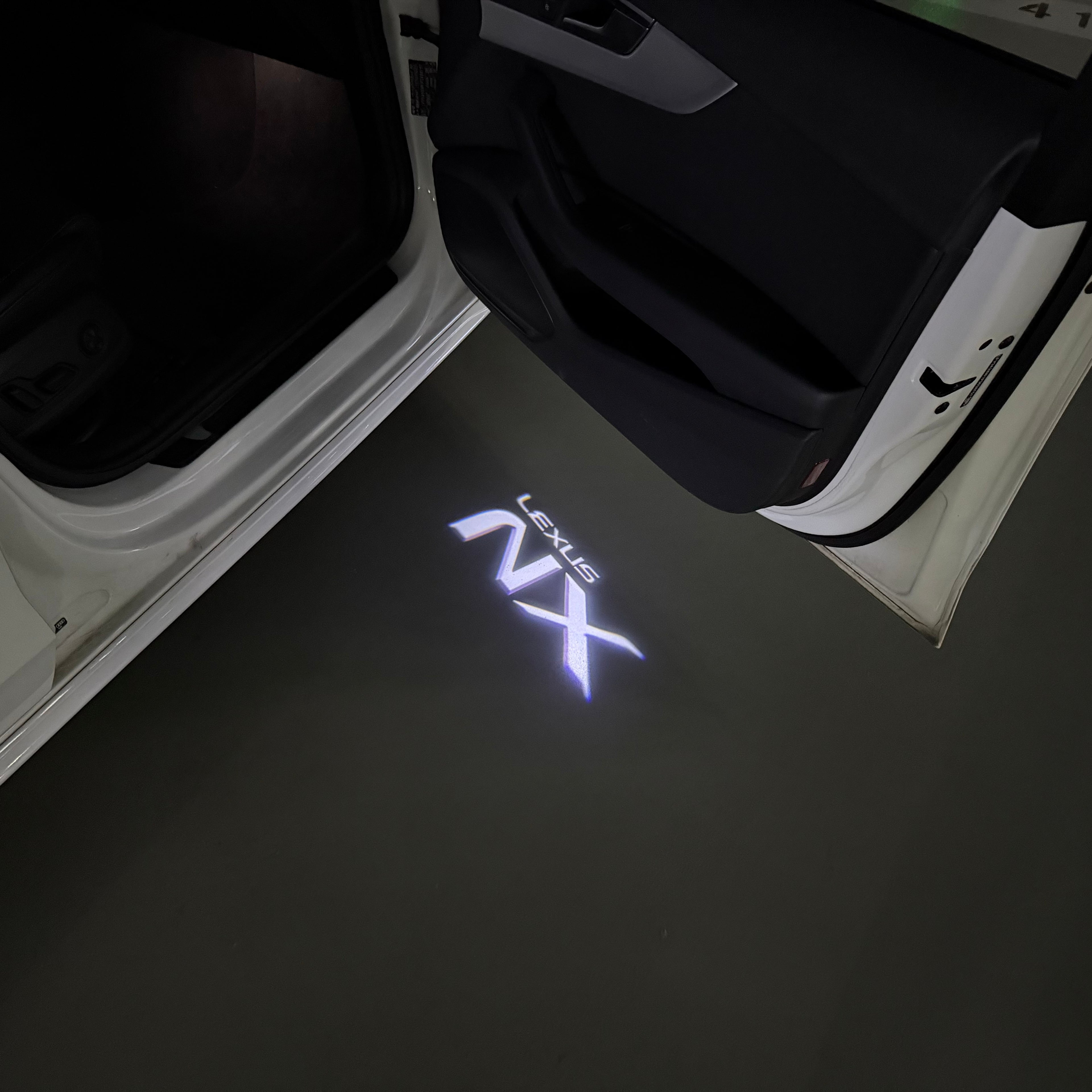 LEXUS  NX LOGO PROJECROTR LIGHTS (quantity 1 = 1 sets/2 door lights)Nr.01a22