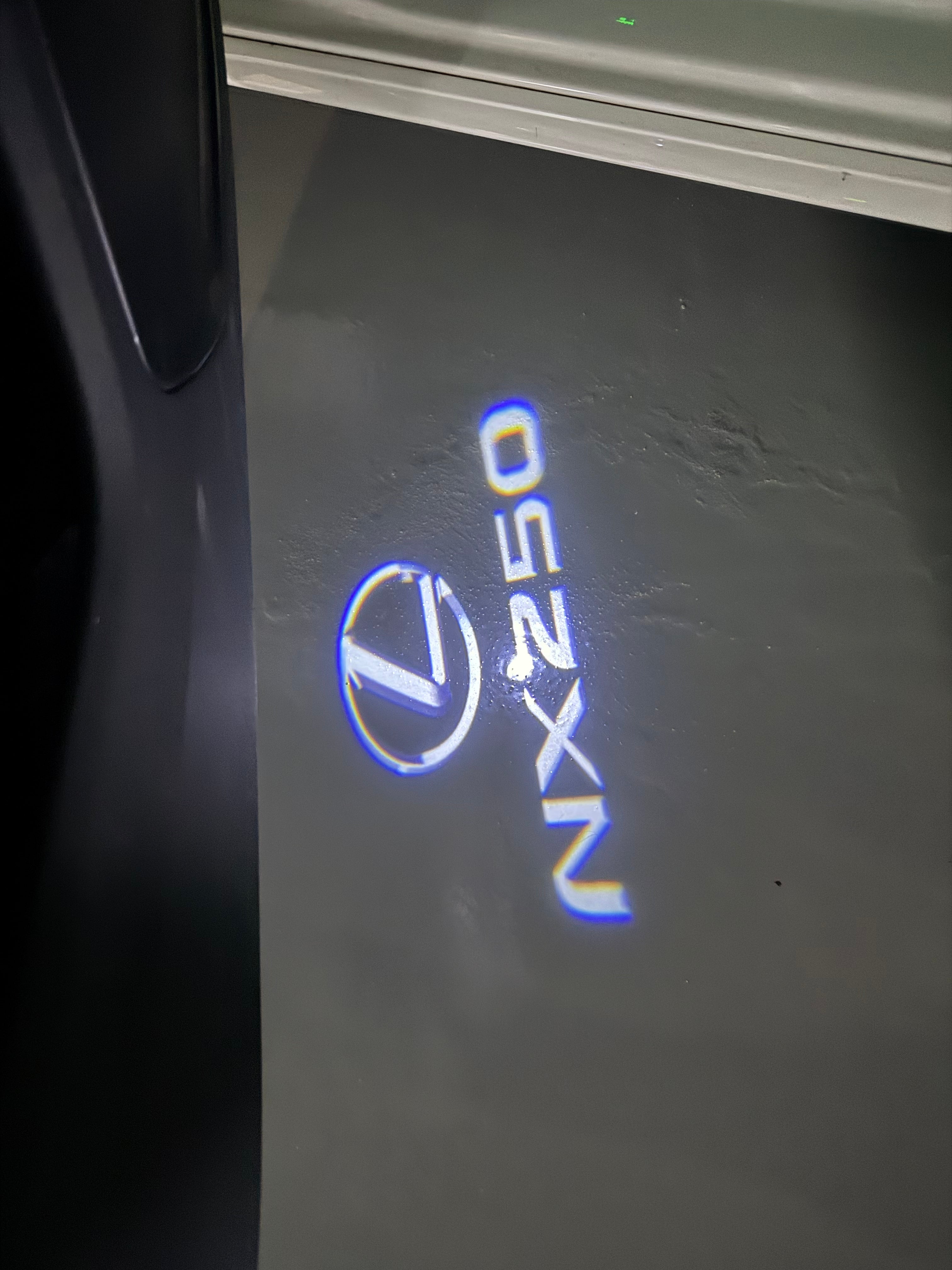 LEXUS  NX 250 LOGO PROJECROTR LIGHTS (quantity 1 = 1 sets/2 door lights)Nr.01a26