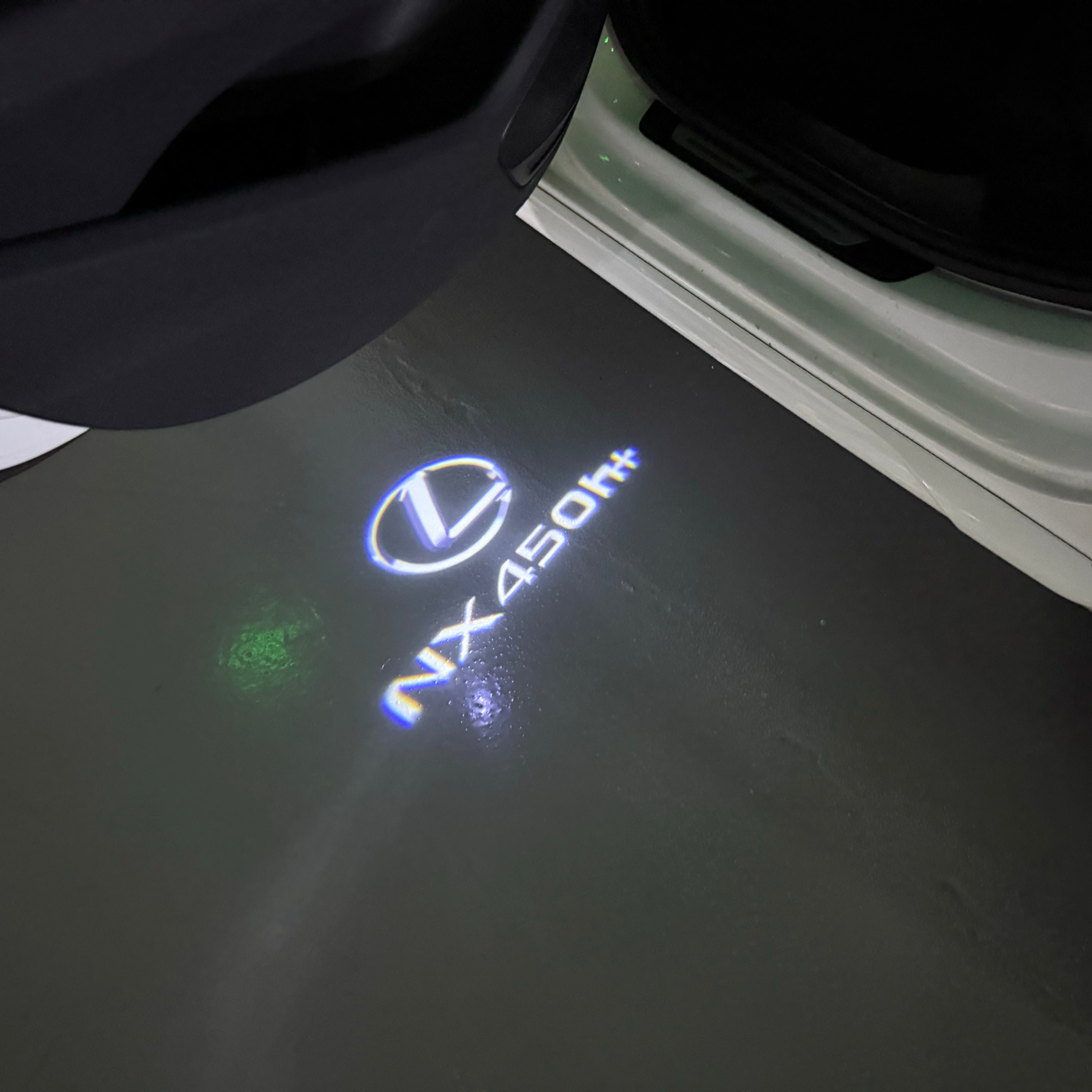 LEXUS  NX 450h LOGO PROJECROTR LIGHTS (quantity 1 = 1 sets/2 door lights)Nr.01a23