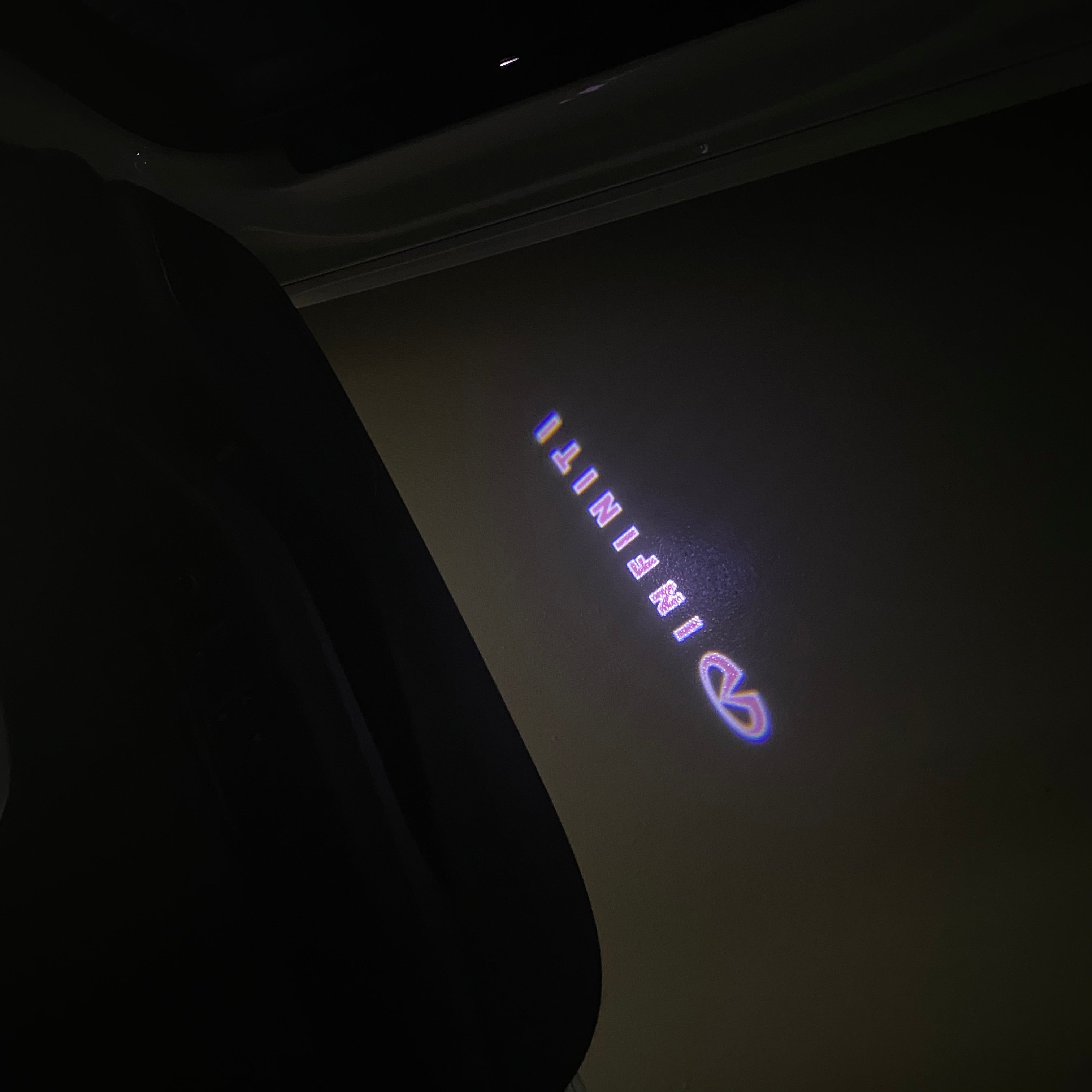 INFINITI Original LOGO PROJECROTR LIGHTS Nr.13 (quantity 1 = 1 sets/2 door lights)