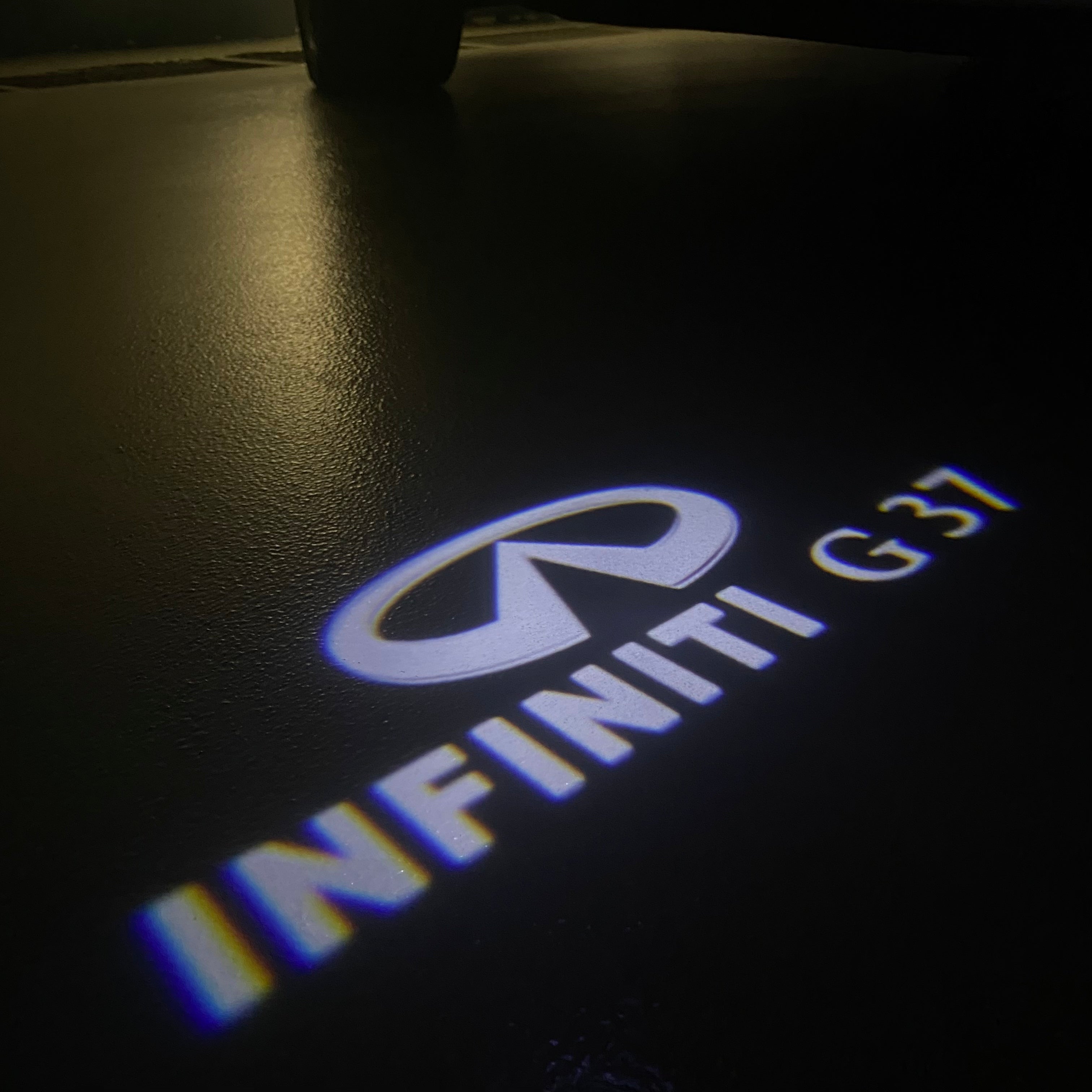 INFINITI G37 LOGO PROJECROTR LIGHTS Nr.66 (quantity 1 = 1 sets/2 door lights)