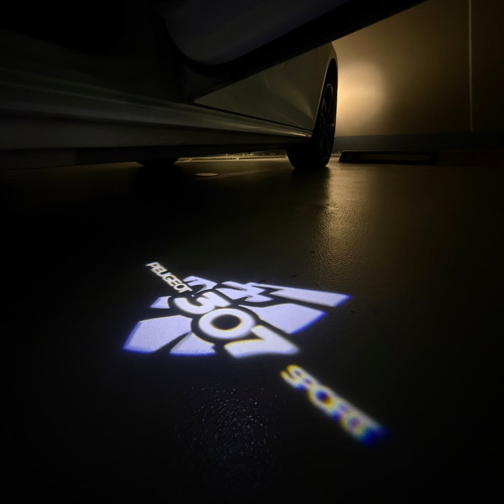 ÉCLAIRAGE DE PROJECTEUR BMW M3 LOGO Nr.24 (quantité 1 = 1 jeux / 2 feux de porte)