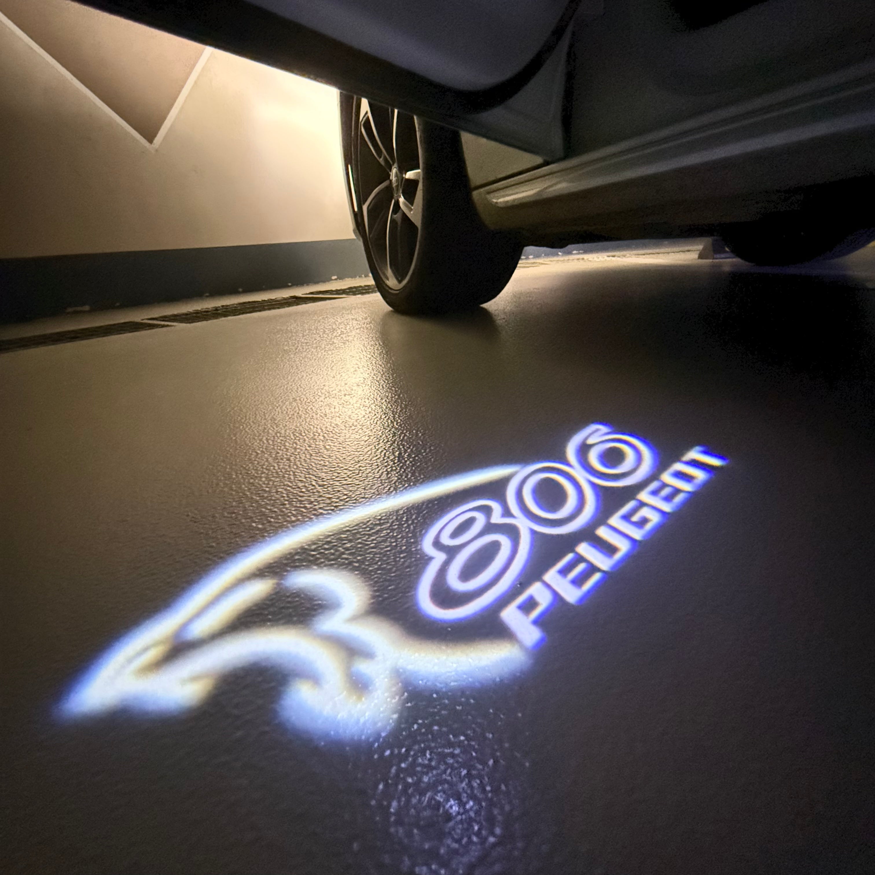 PEUGEOT 806  LOGO PROJECTOT LIGHTS (quantity 1 = 1 sets/2 door lights) Nr.6024q57
