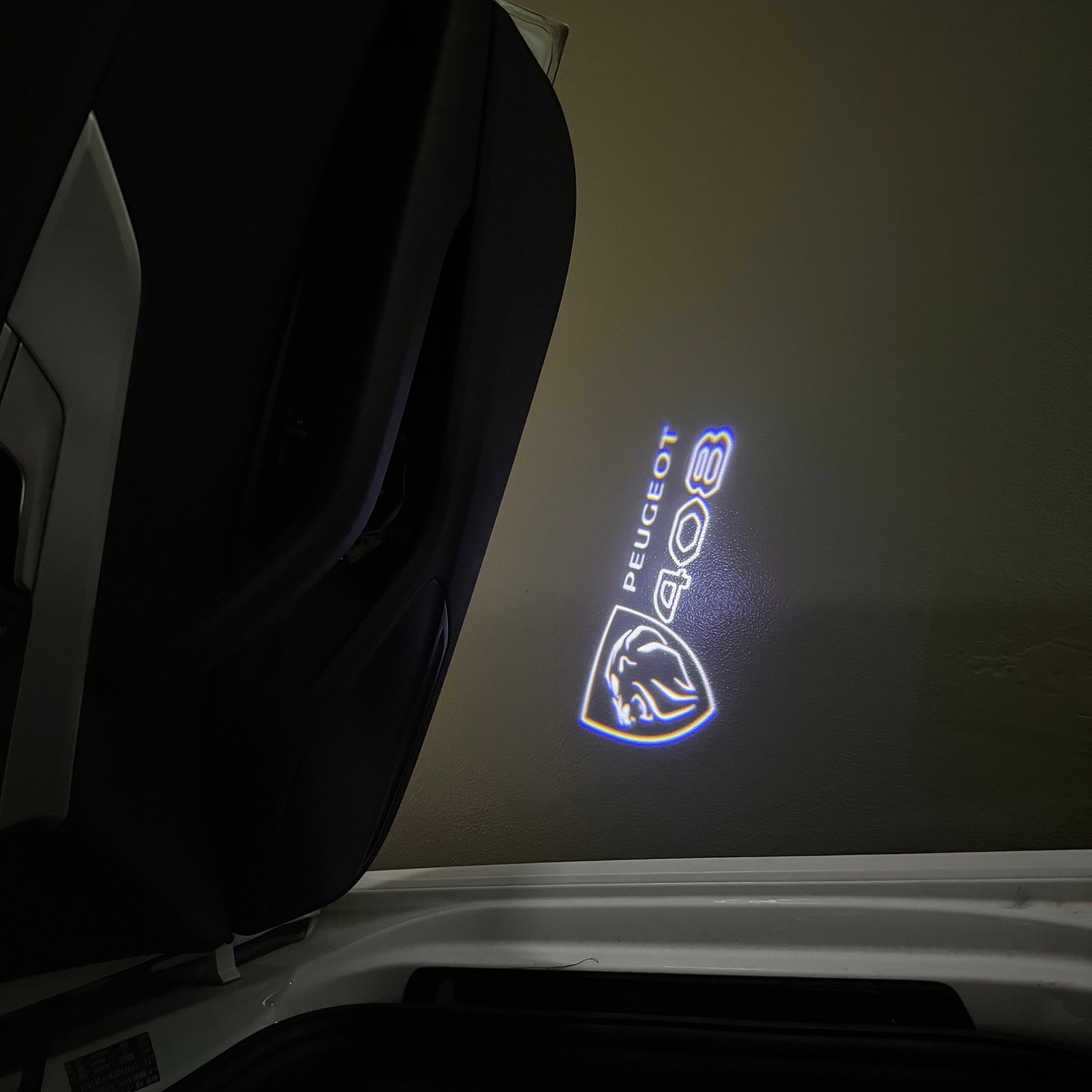 PEUGEOT   408  LOGO PROJECTOT LIGHTS (quantity 1 = 1 sets/2 door lights) Nr.6024q40