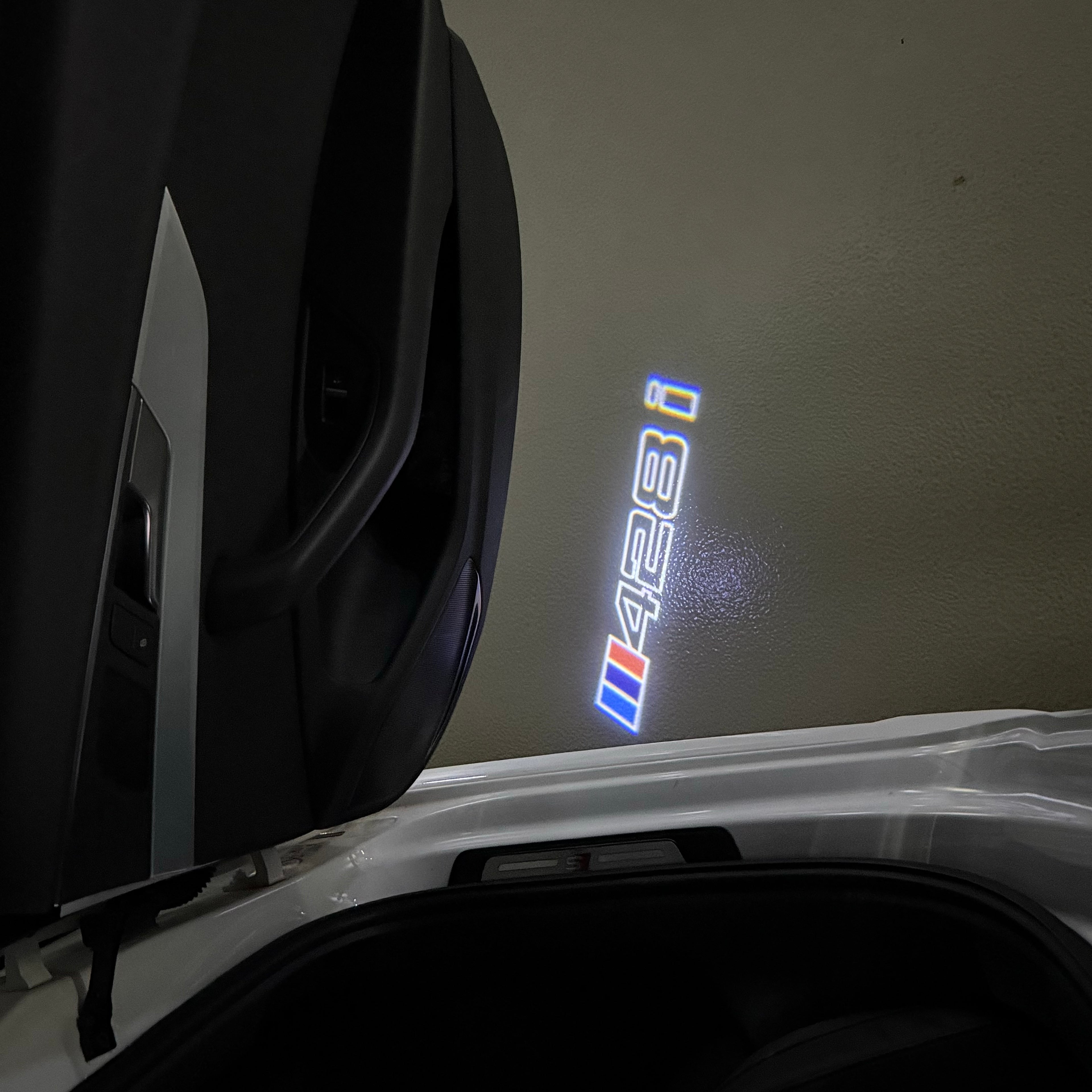 BMW M3 LOGO PROJECTOT LIGHTS Nr.24 (quantità 1 = 1 set/2 luci porta)
