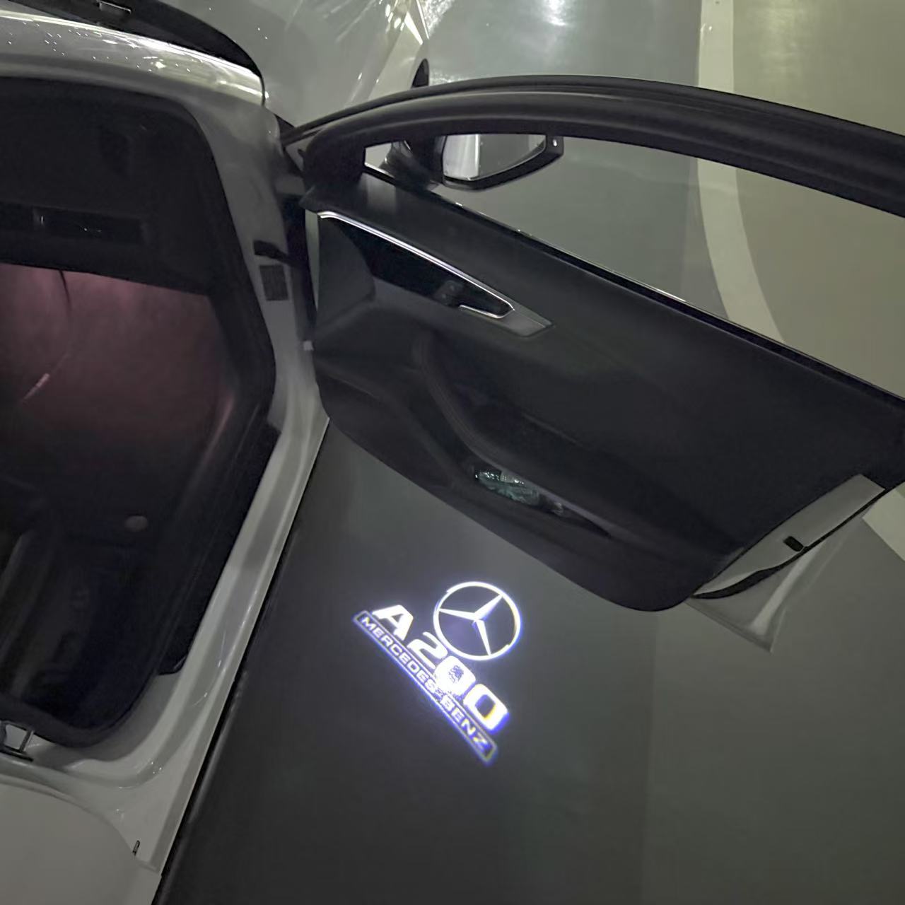 أضواء بروجكتور شعار MERCEDES BENZ رقم 03 (الكمية 1 = 1 مجموعة / 2 أضواء باب)