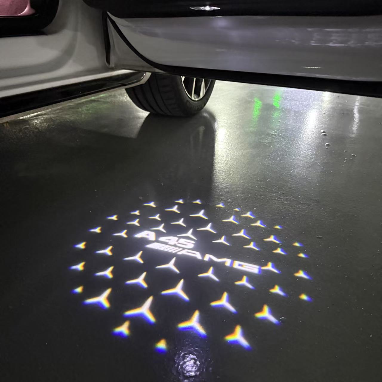 MERCEDES BENZ A45 AMG  LOGO PROJECTOR LIGHTS  (quantity 1 = 1 sets/2 door lights)Nr.03f018