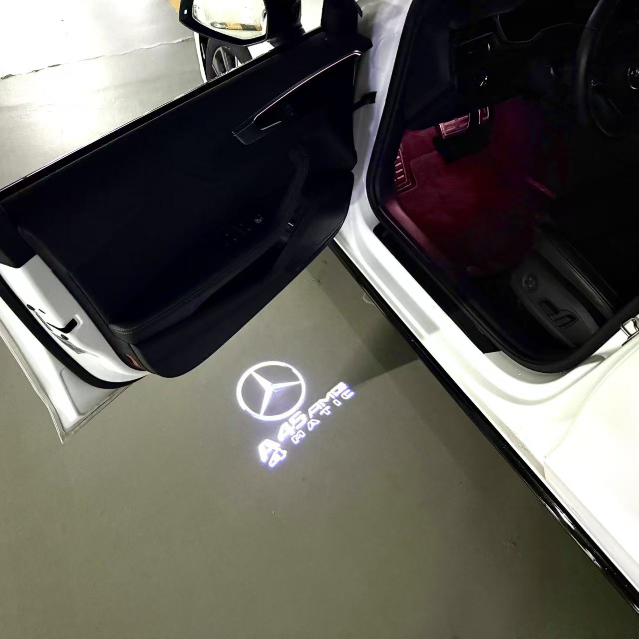 MERCEDES BENZ A45 AMG  LOGO PROJECTOR LIGHTS  (quantity 1 = 1 sets/2 door lights)Nr.03f020