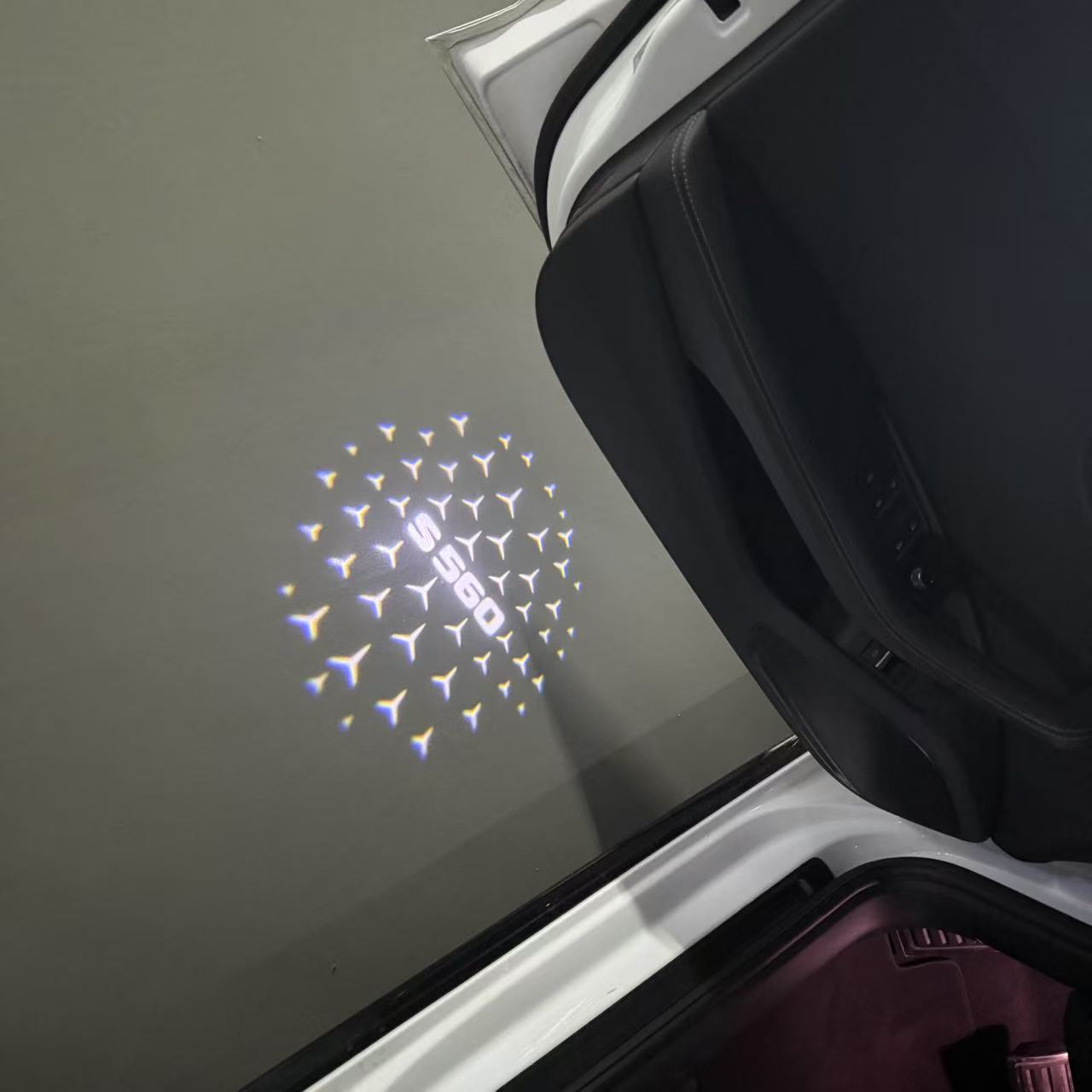 MERCEDES BENZ LOGO PROJECTOT LIGHTS Nr.03 (cantidad 1 = 1 juego/2 luces de puerta)