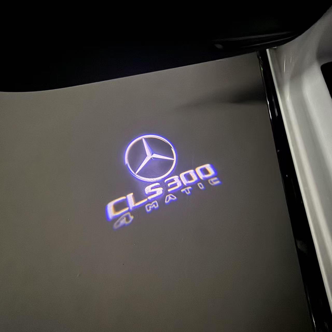 Feu de signalisation Mercedes - Benz No 03 (qty 1 = 1 ensemble / 2 feux de porte)