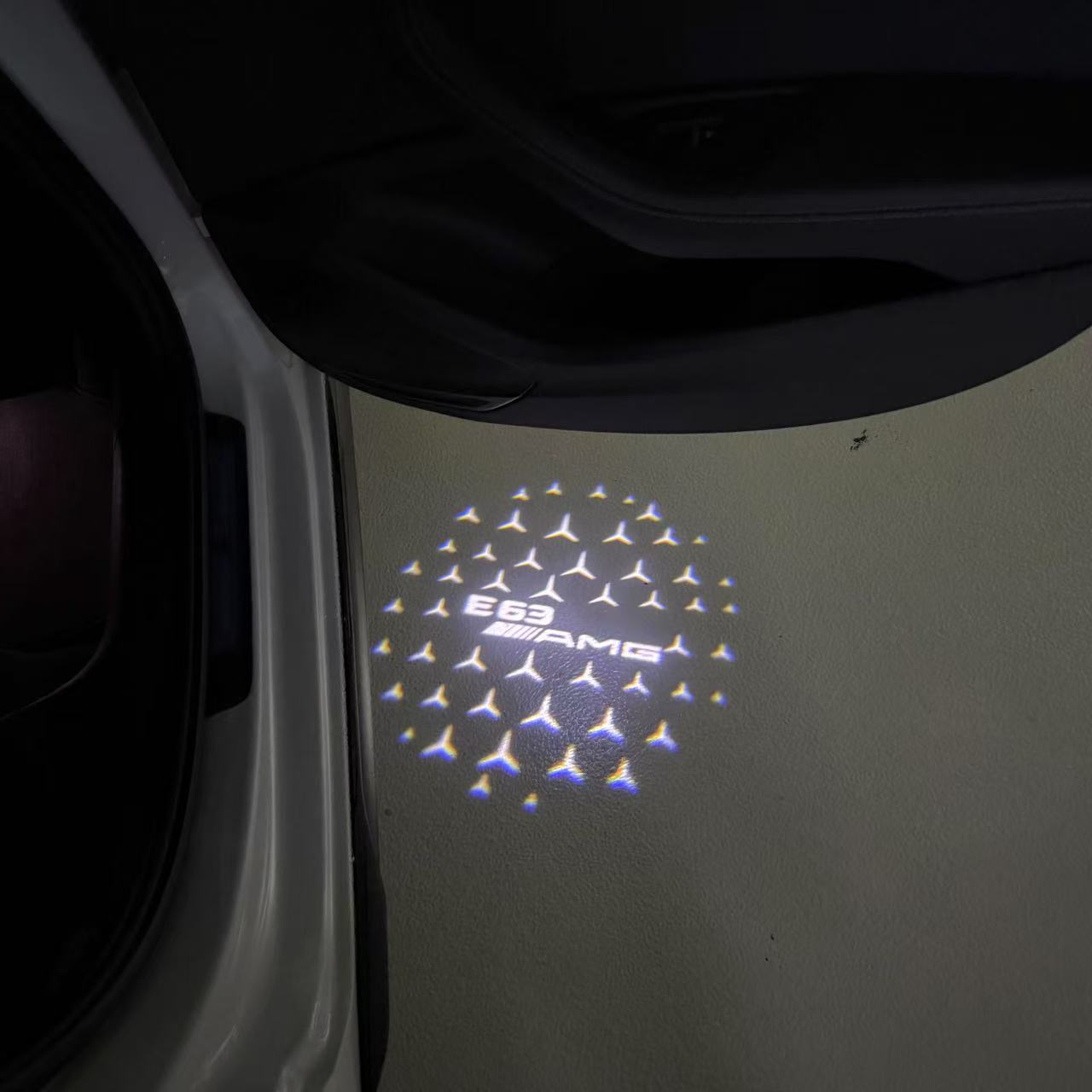 LUCI PROIETTORI LOGO MERCEDES BENZ Nr.03 (quantità 1 = 1 set / 2 luci porta)