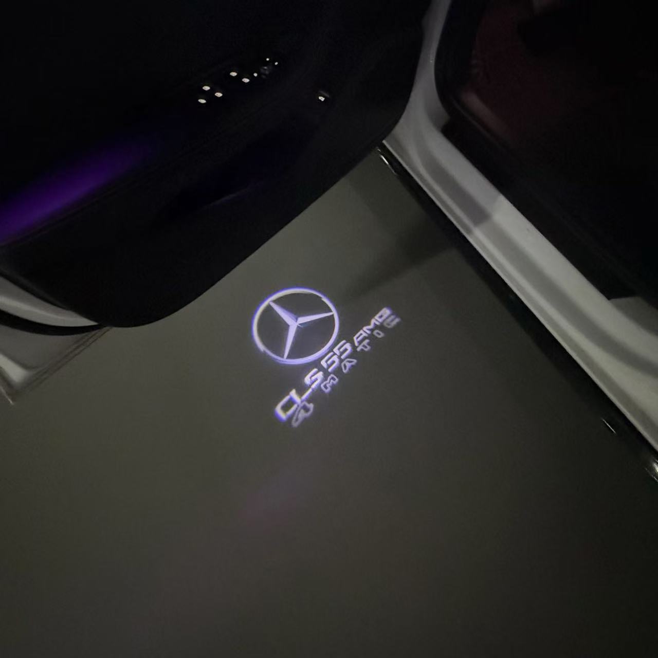 أضواء بروجكتور شعار MERCEDES BENZ رقم 03 (الكمية 1 = 1 مجموعة / 2 أضواء باب)