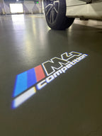 BMW M3 LOGO PROJECTOR LIGHTS Nr.24 (الكمية 1 = 1 مجموعة / 2 أضواء باب)