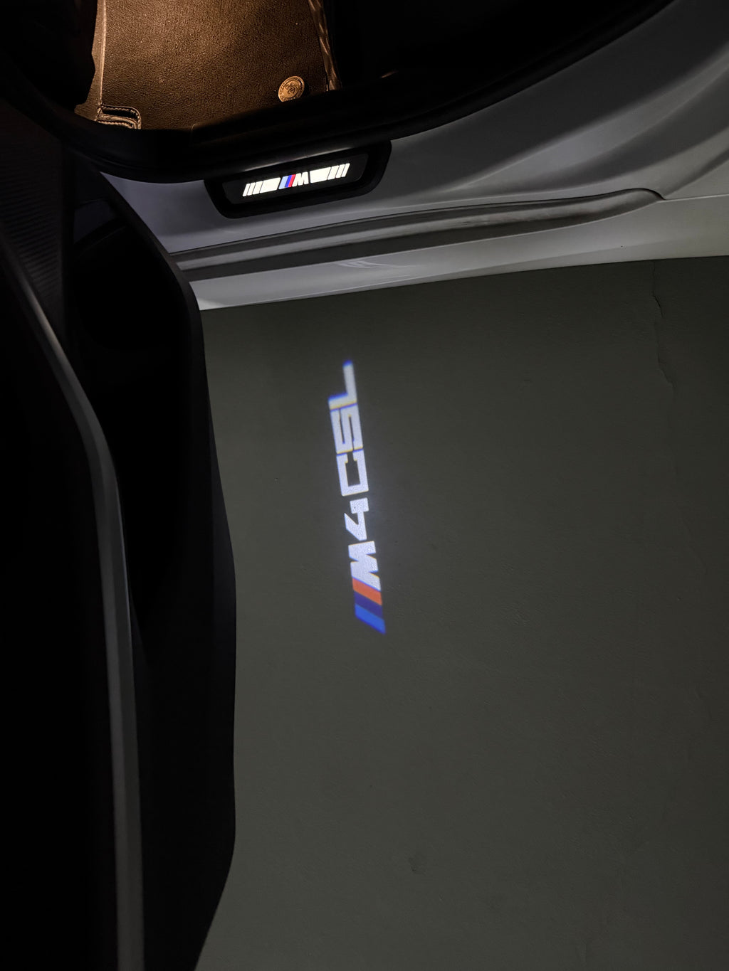 ÉCLAIRAGE DE PROJECTEUR BMW M3 LOGO Nr.24 (quantité 1 = 1 jeux / 2 feux de porte)