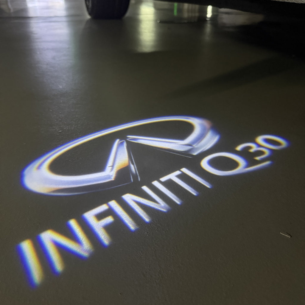 LUCI PROIETTORI LOGO INFINITI QX56 Nr.74 (quantità 1 = 1 set / 2 luci porta)