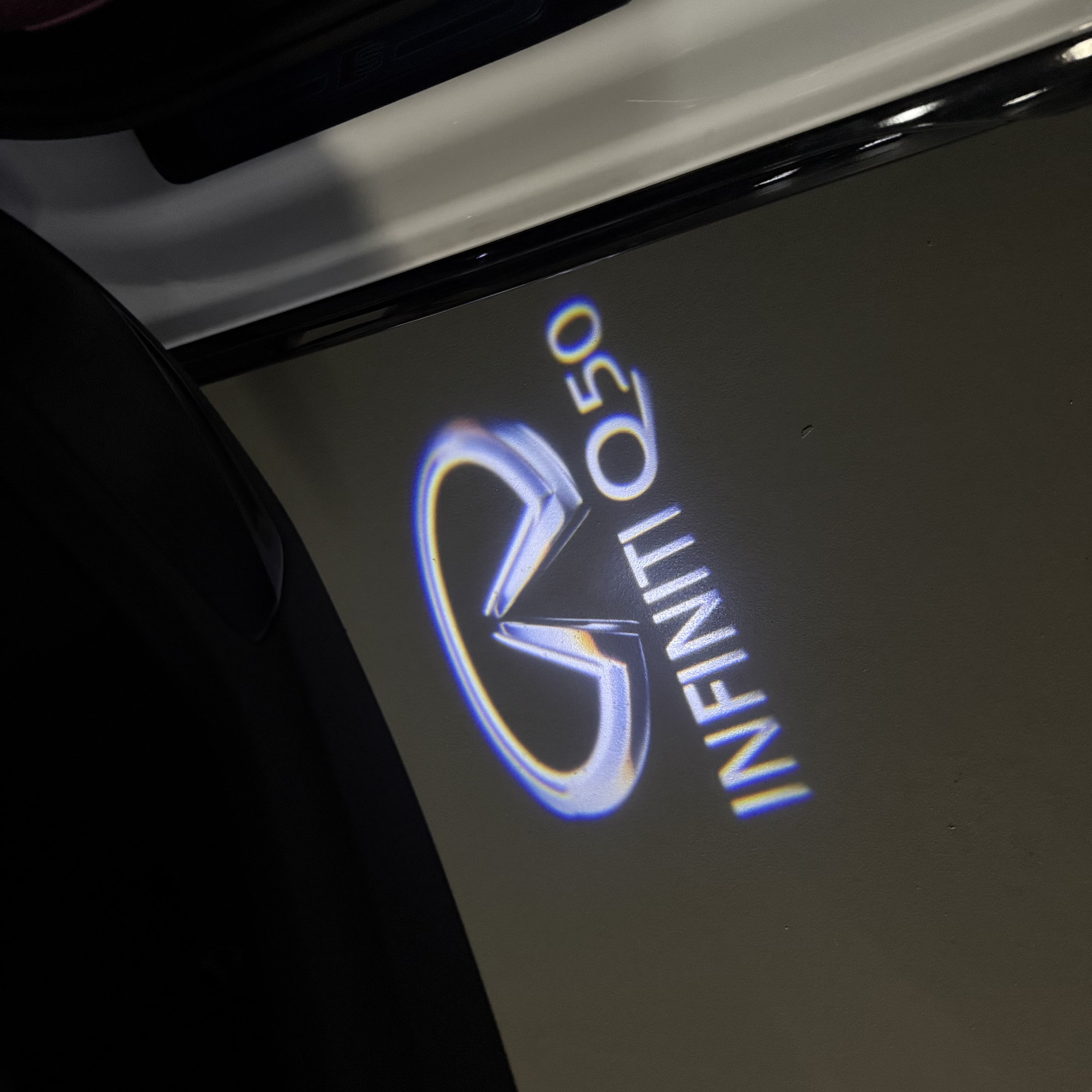 رقم قياسي 74 مصباح الباب مجموعة البند رقم QX56 INFINTI