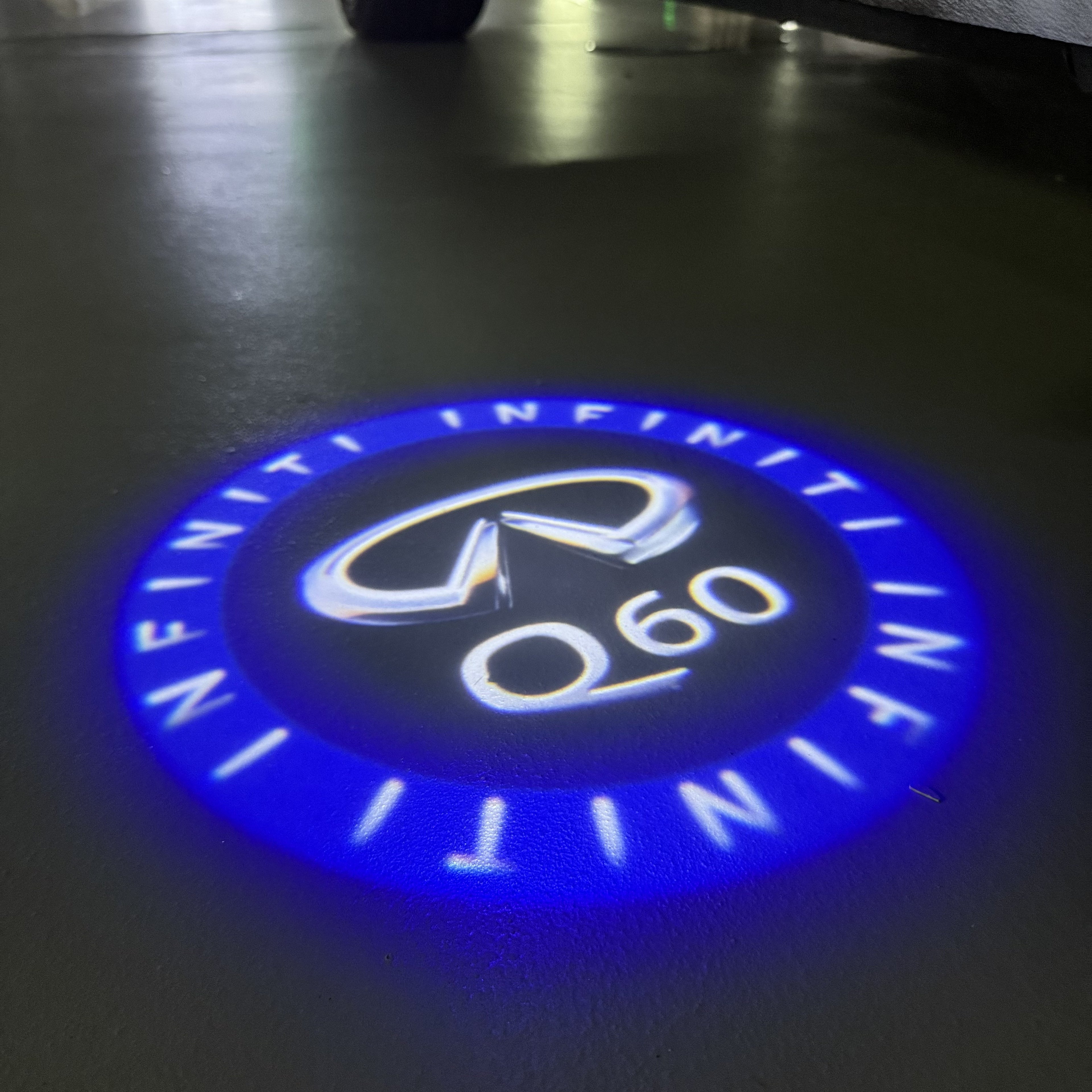 رقم قياسي 74 مصباح الباب مجموعة البند رقم QX56 INFINTI