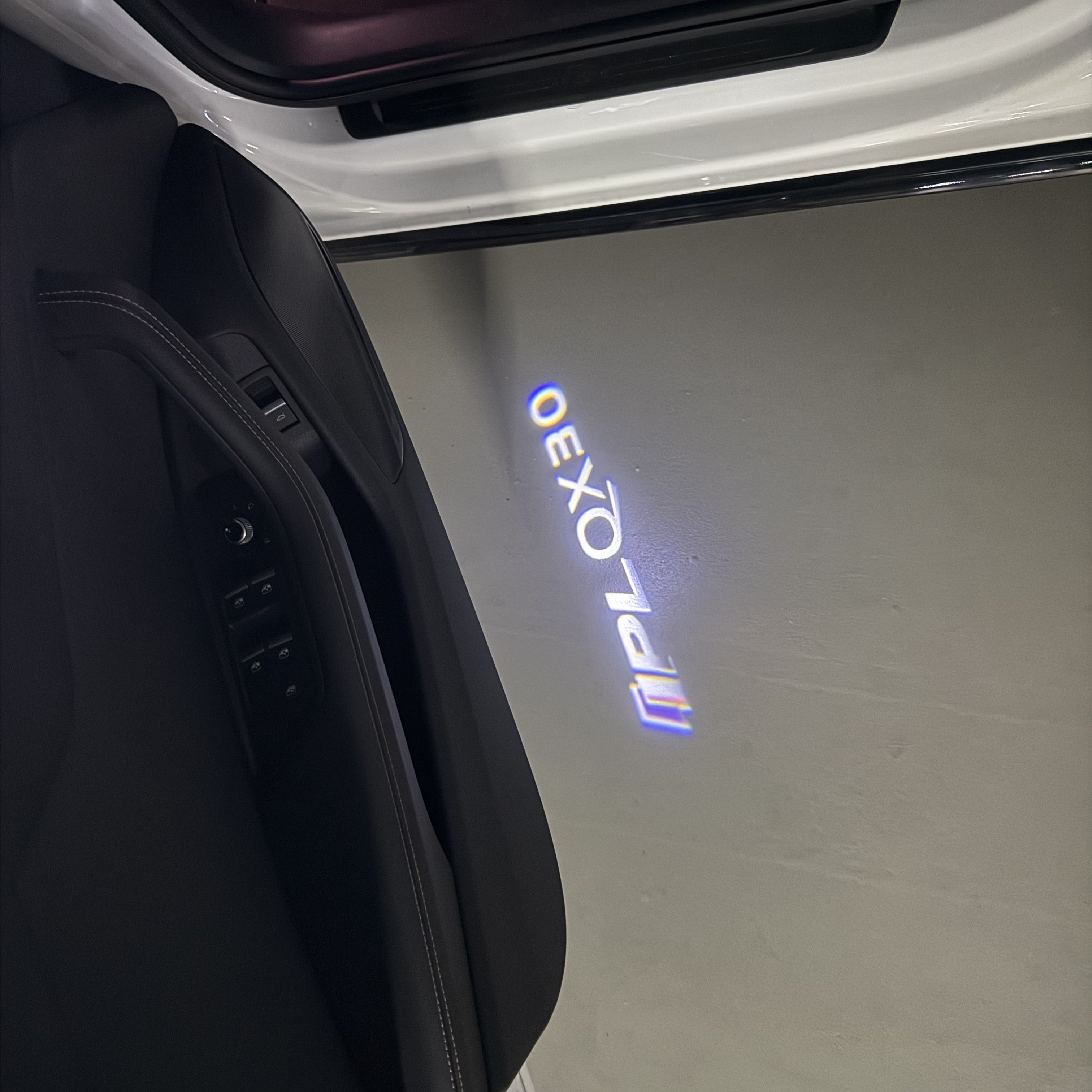 INFINTI QX56 LOGO PROJECROTR LIGHTS Nr.74 (Menge 1 = 1 Sets/2 Türleuchten)