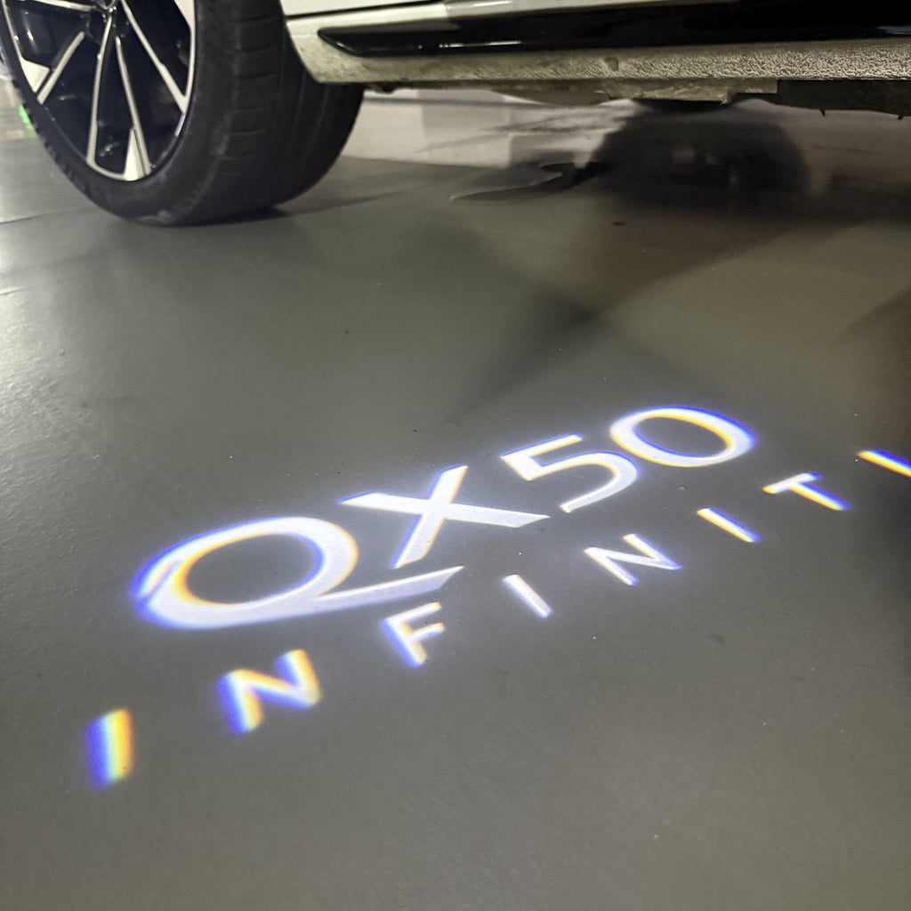 LUCI PROIETTORI LOGO INFINITI QX56 Nr.74 (quantità 1 = 1 set / 2 luci porta)