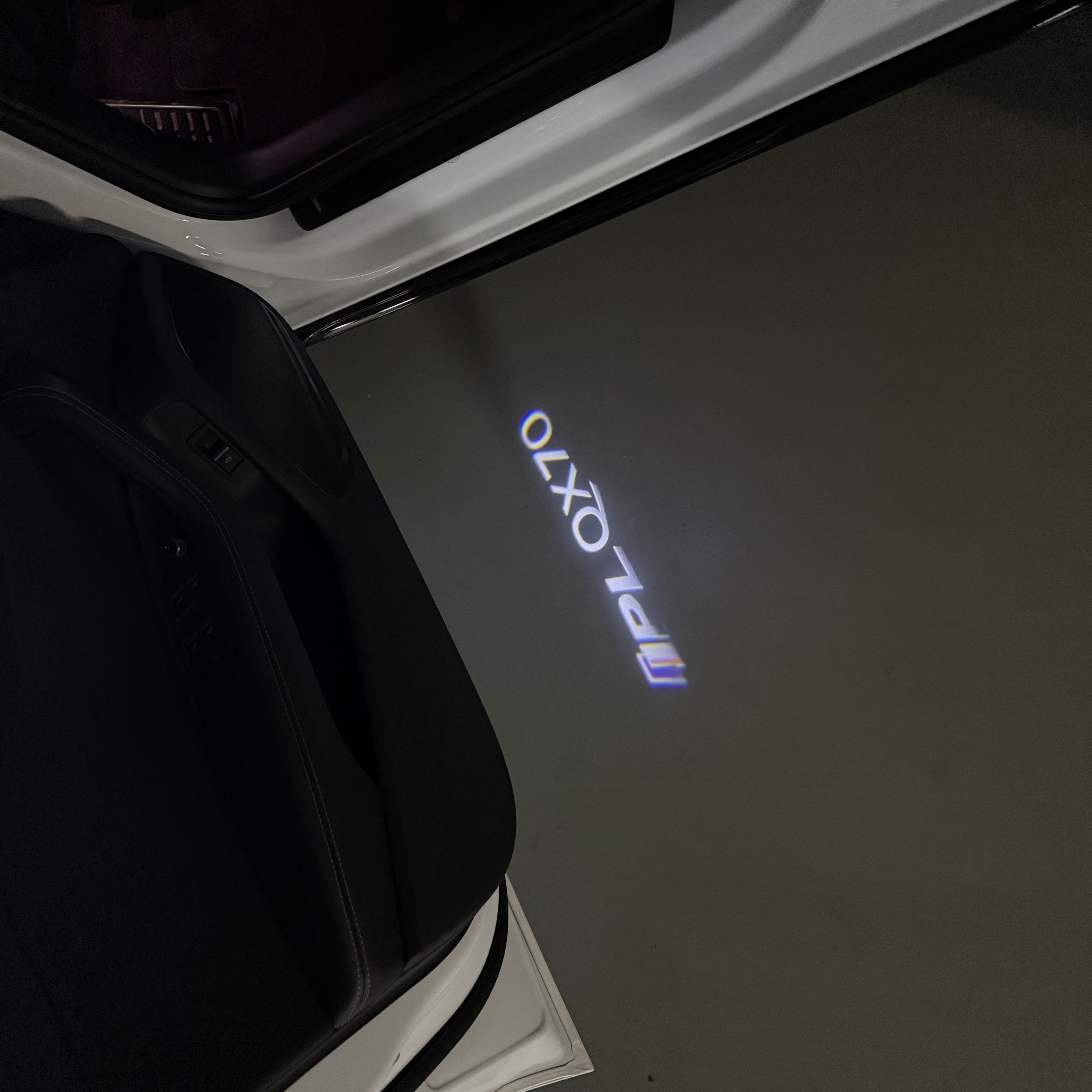 رقم قياسي 74 مصباح الباب مجموعة البند رقم QX56 INFINTI