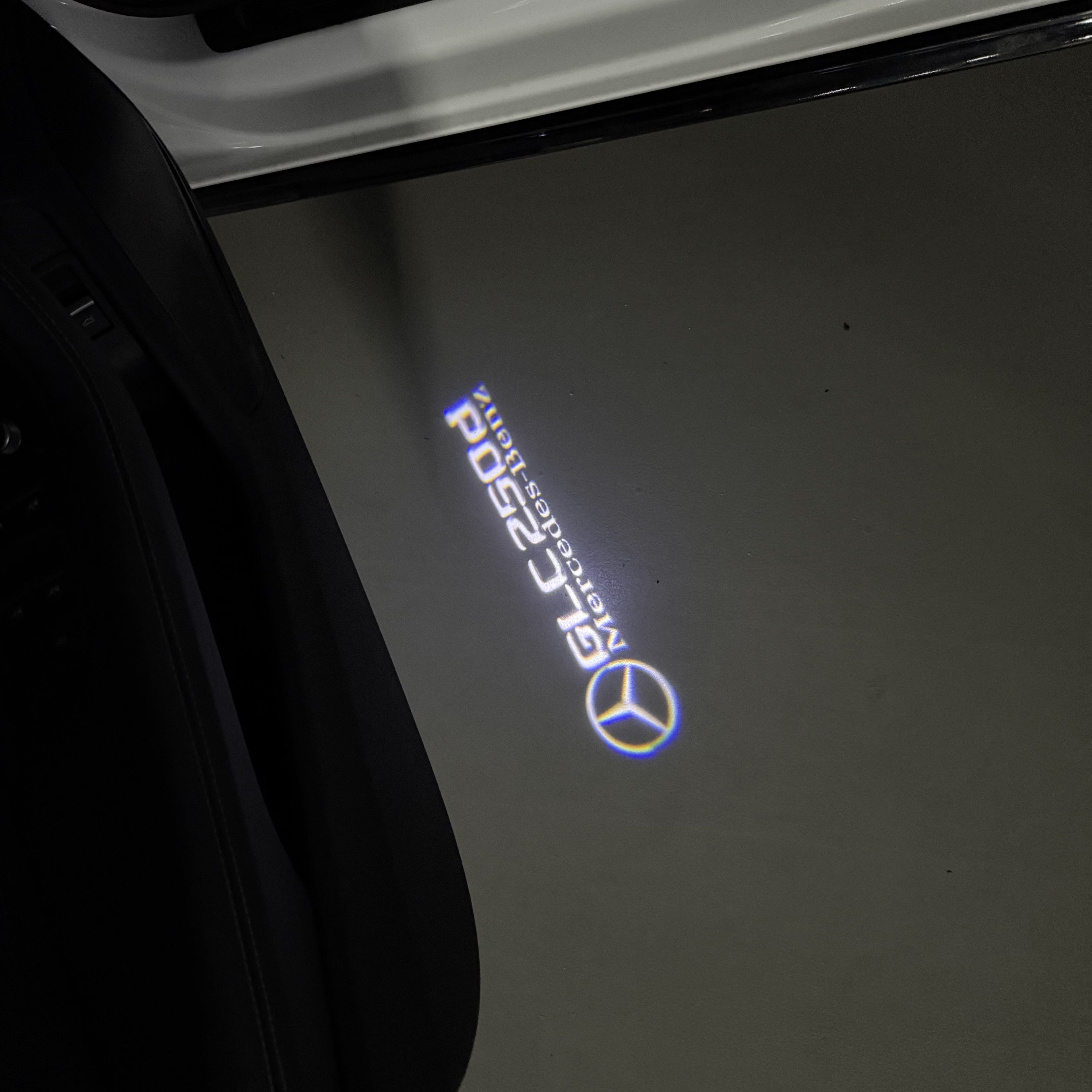MERCEDES BENZ LOGO PROJECTOT LIGHTS Nr.03 (cantidad 1 = 1 juego/2 luces de puerta)
