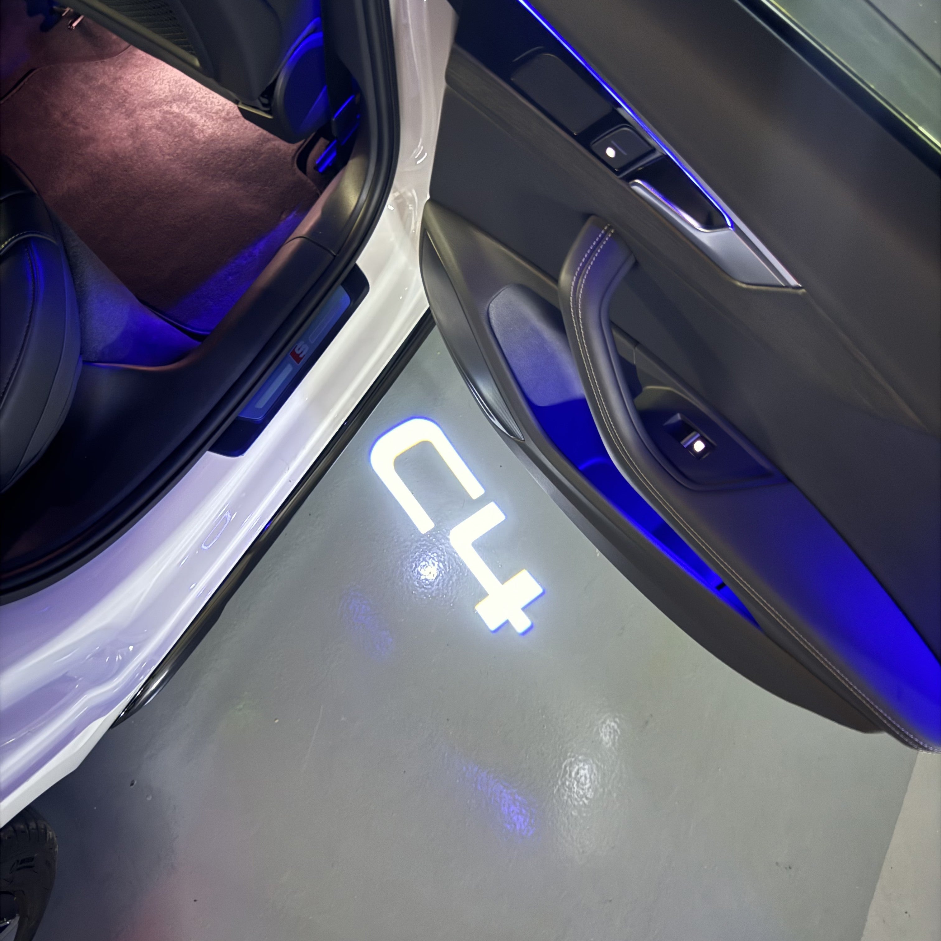 CITROËN  C4   LOGO PROJECTOT LIGHTS (quantity 1 = 1 sets/2 door lights) Nr.6024q0t0104