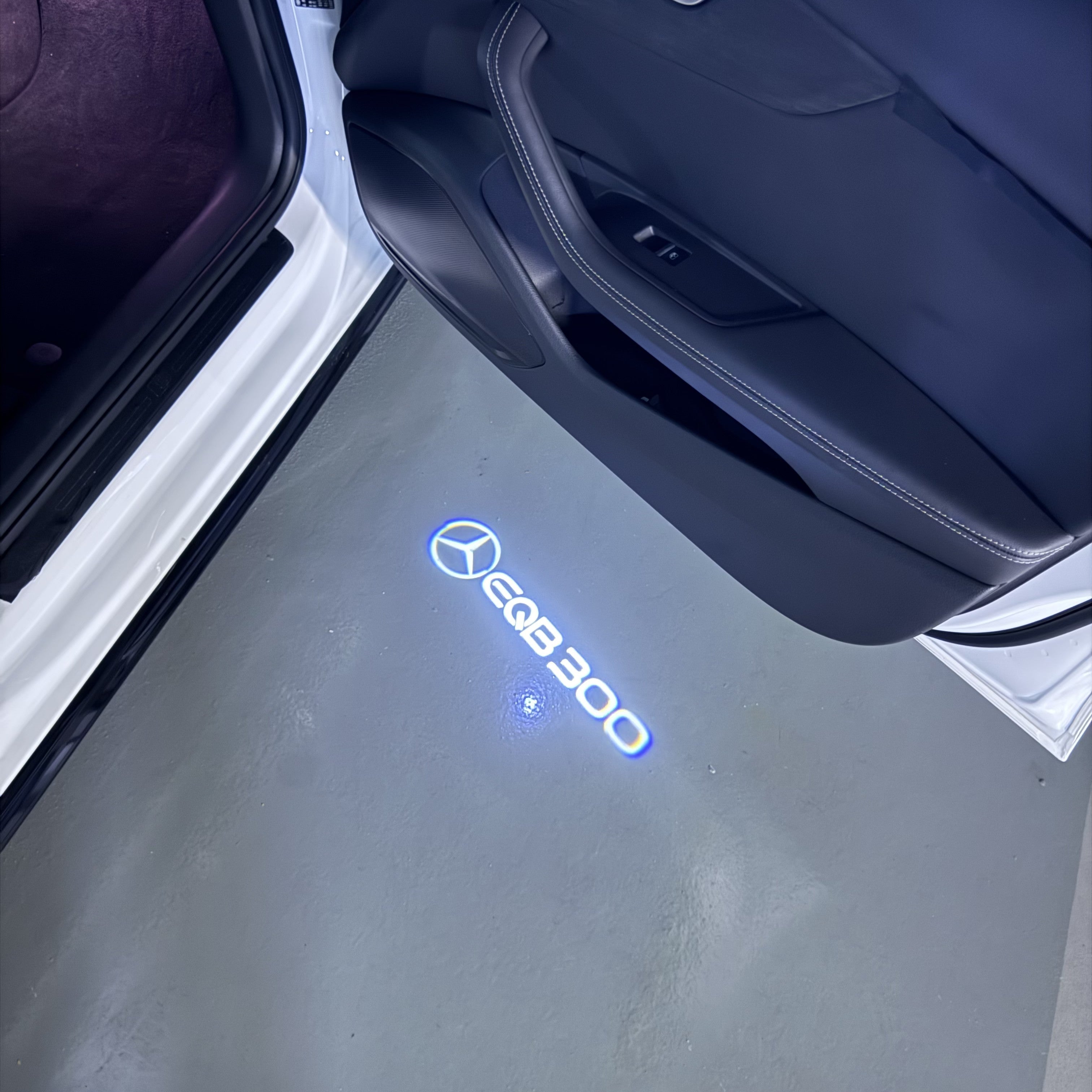 أضواء بروجكتور شعار MERCEDES BENZ رقم 03 (الكمية 1 = 1 مجموعة / 2 أضواء باب)