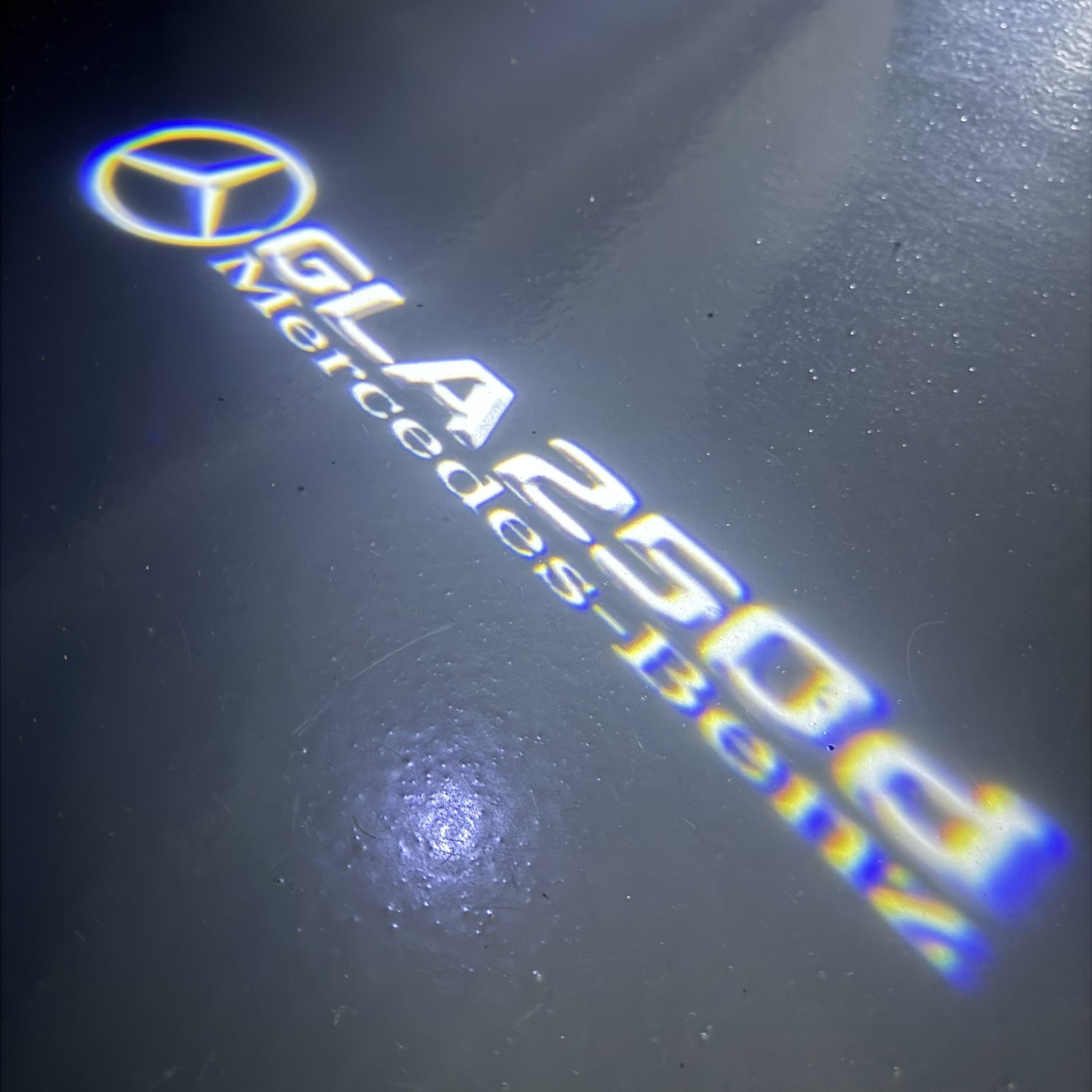 أضواء بروجكتور شعار MERCEDES BENZ رقم 03 (الكمية 1 = 1 مجموعة / 2 أضواء باب)