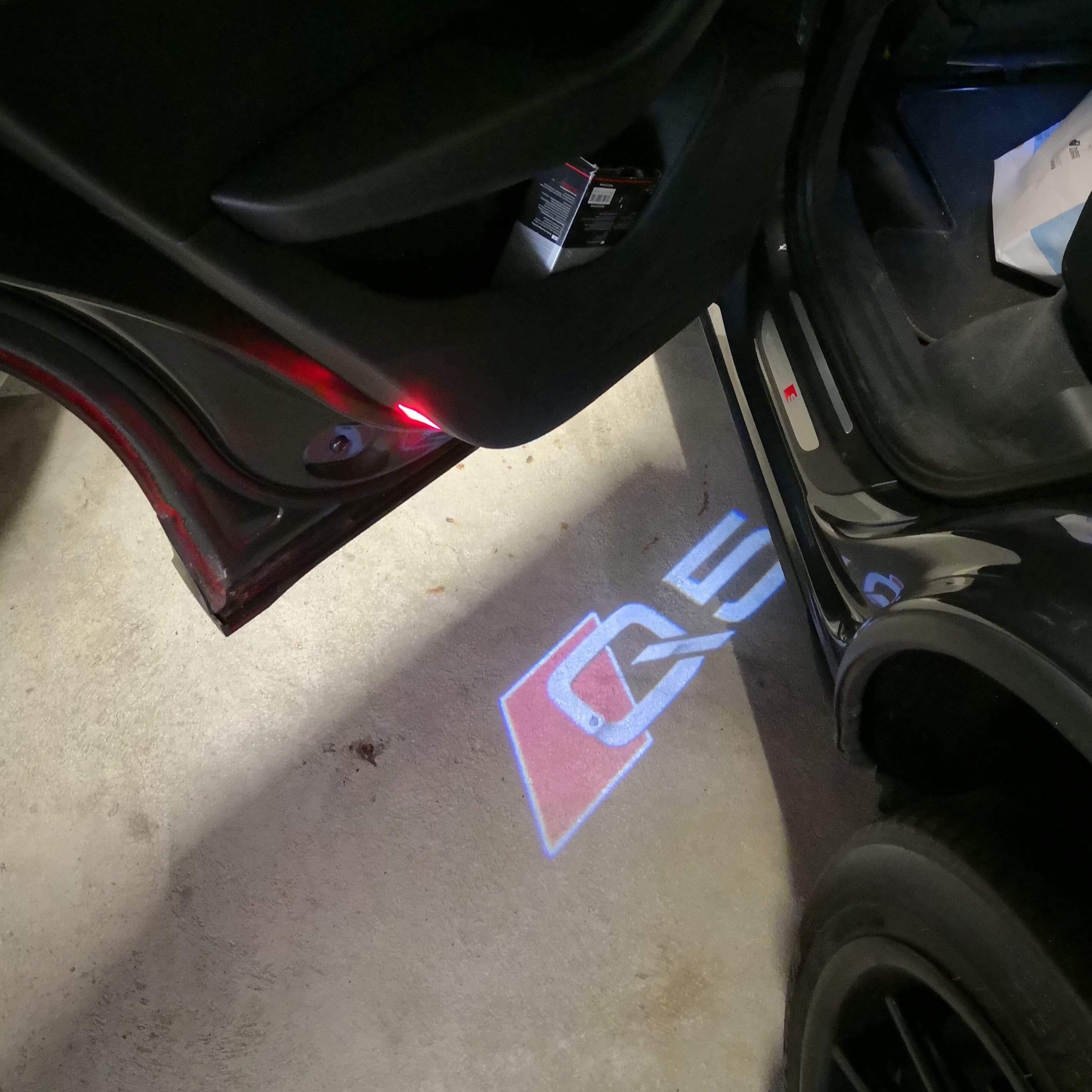 AUDI LOGO PROJECTOT LIGHTS Nr.78 (quantità 1 = 2 Logo Films /2 luci porta)